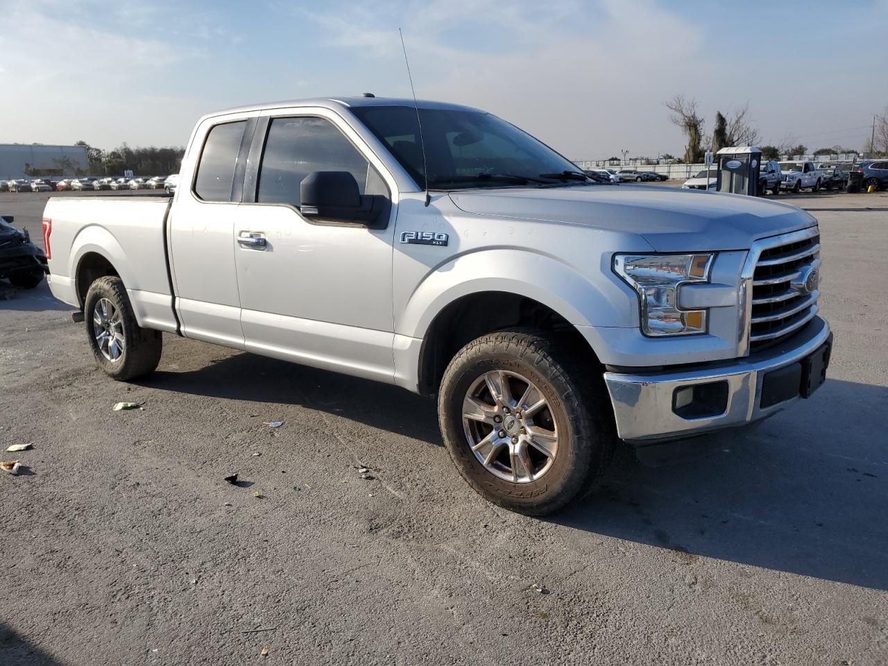 Photo 3 VIN: 1FTEX1CF6GKE01333 - FORD F-150 