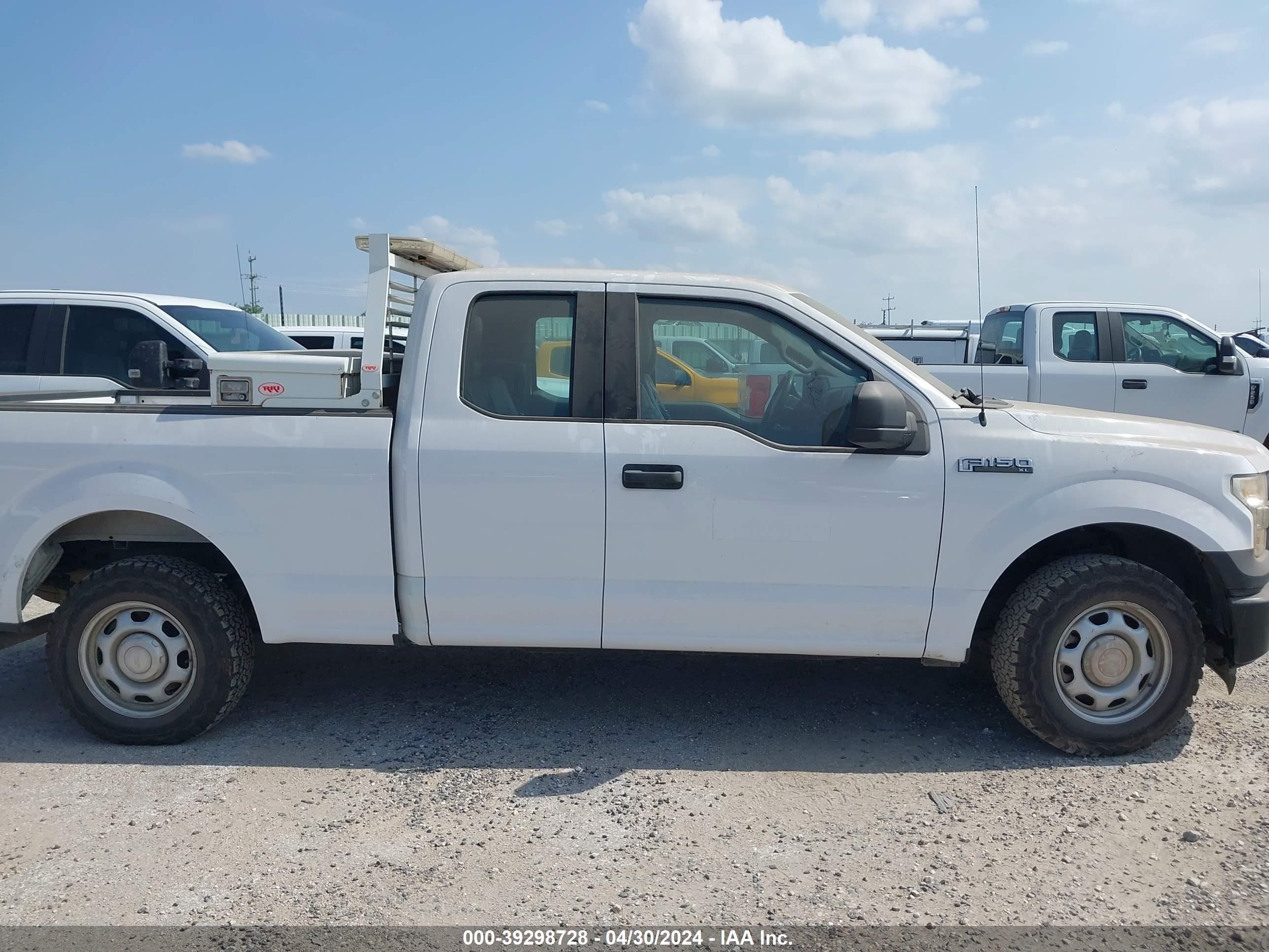 Photo 12 VIN: 1FTEX1CFXFKD95308 - FORD F-150 