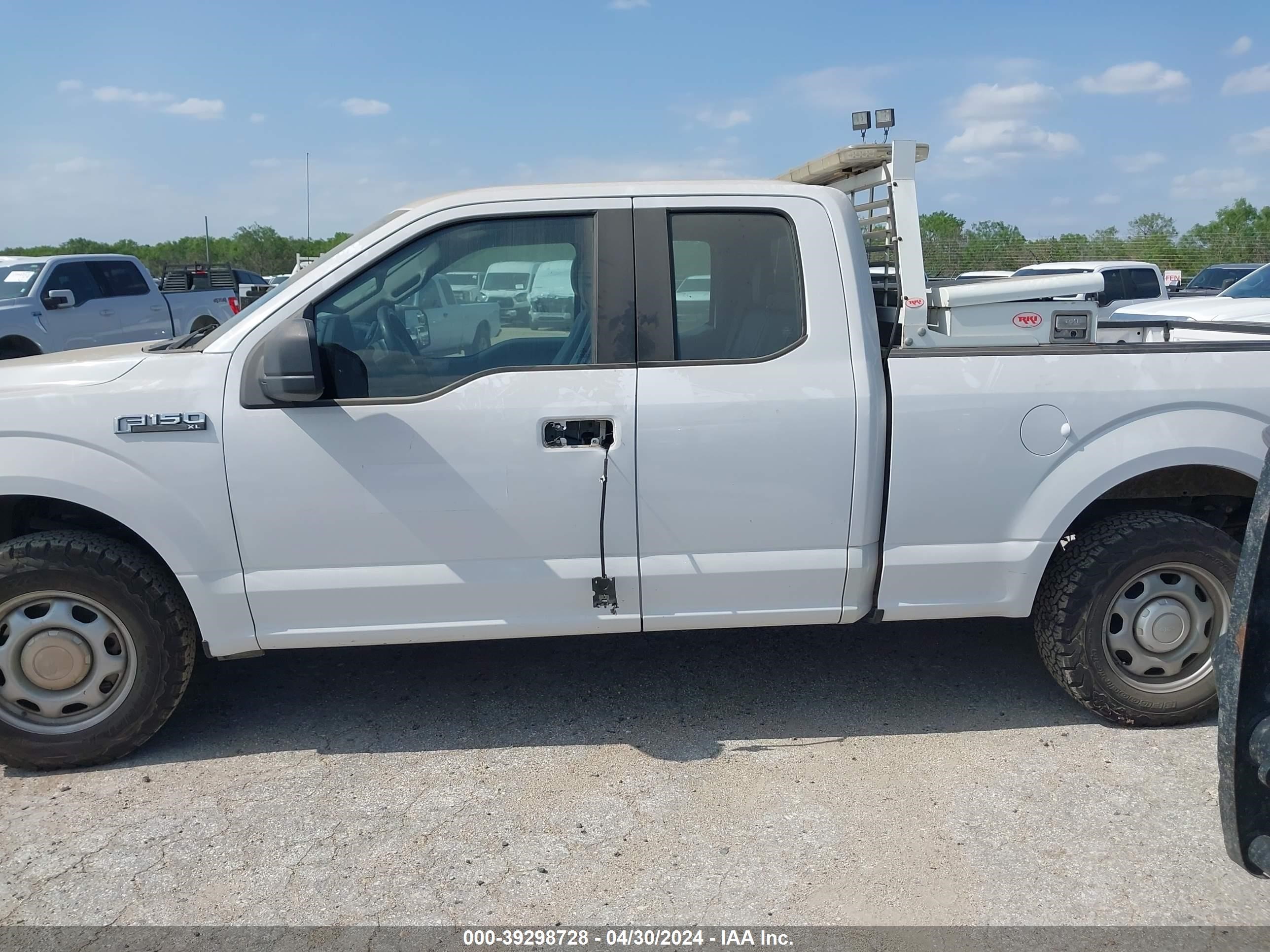 Photo 13 VIN: 1FTEX1CFXFKD95308 - FORD F-150 