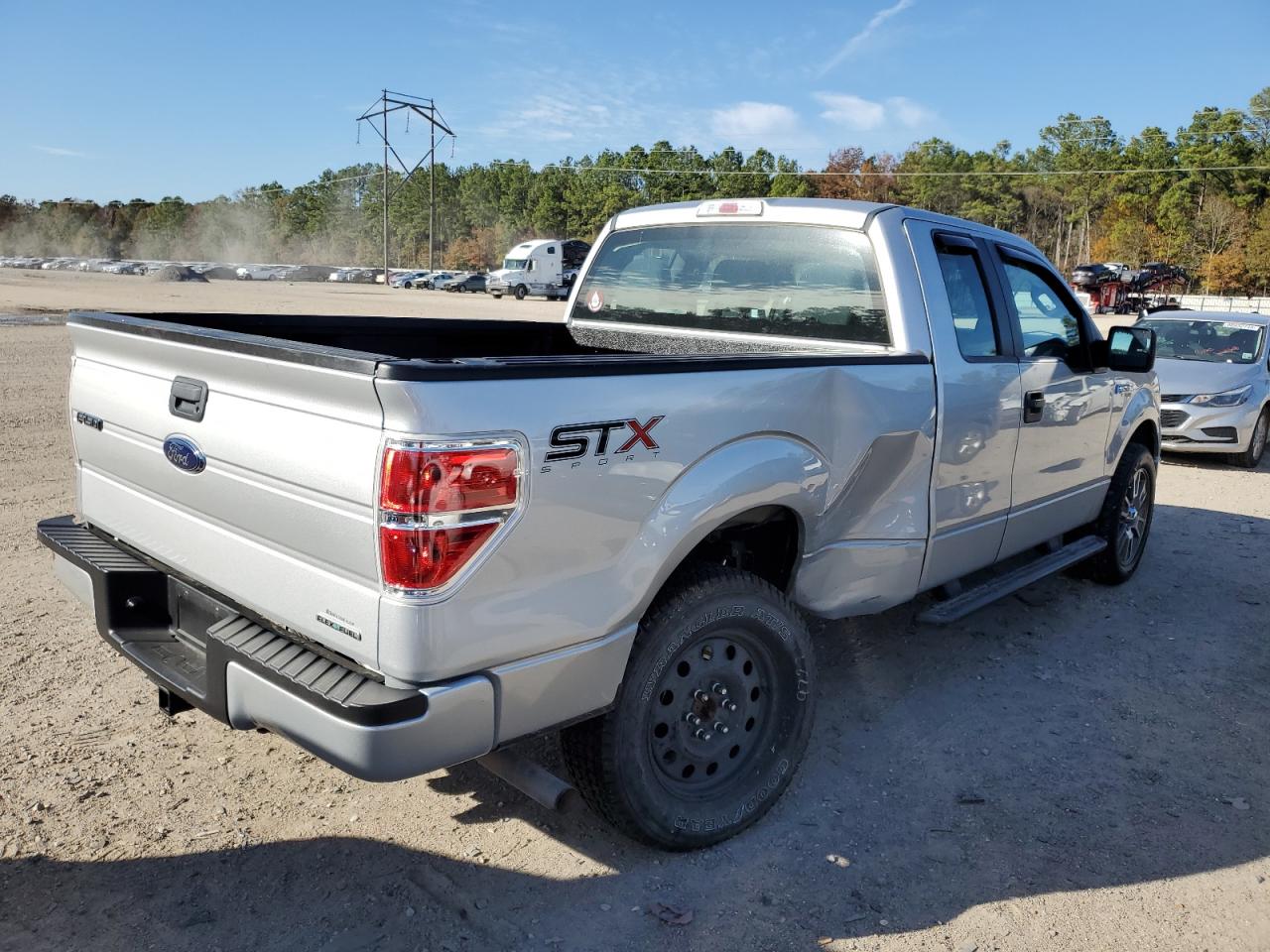 Photo 2 VIN: 1FTEX1CM0EFD04097 - FORD F-150 