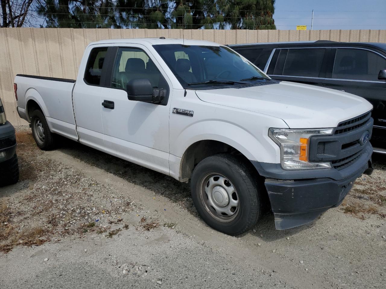 Photo 3 VIN: 1FTEX1CP0JKC12628 - FORD F-150 