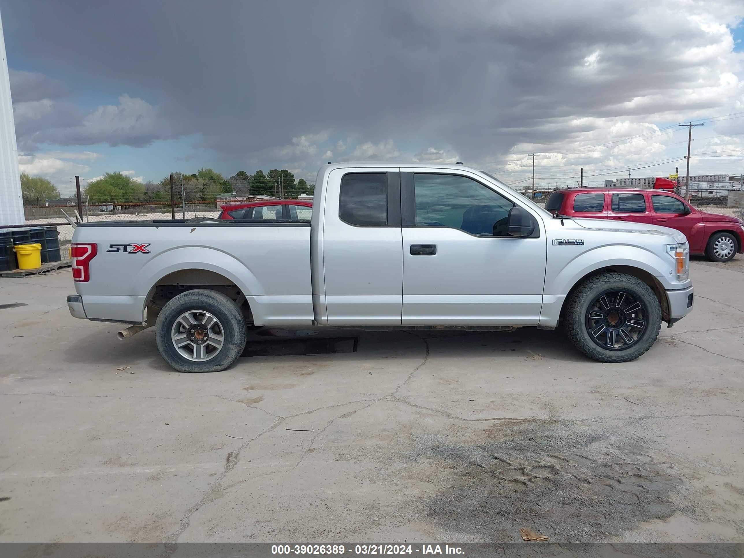 Photo 12 VIN: 1FTEX1CP8JKC80112 - FORD F-150 