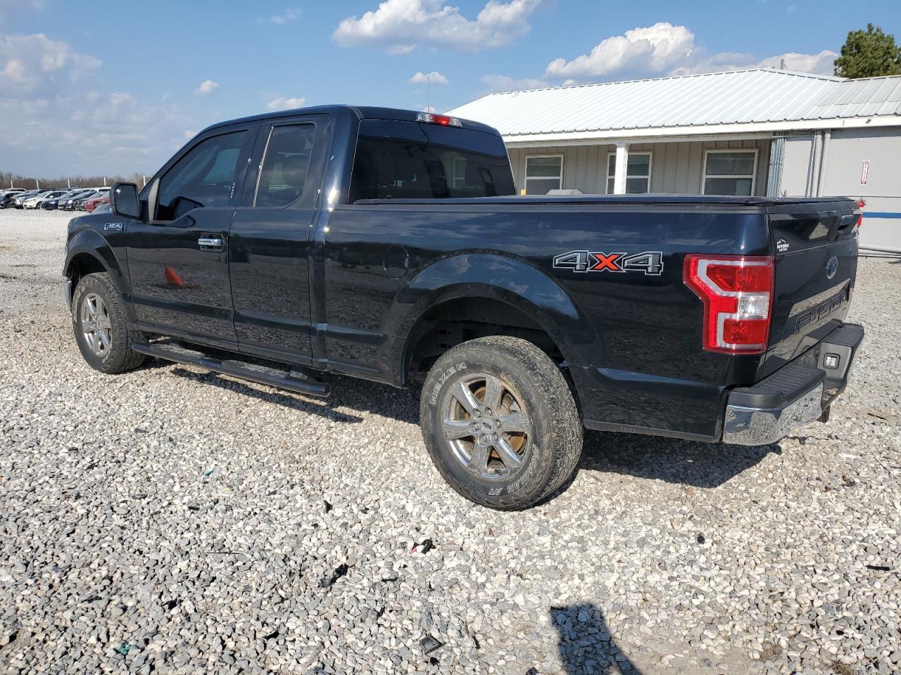 Photo 1 VIN: 1FTEX1EB1JKC33733 - FORD F-150 