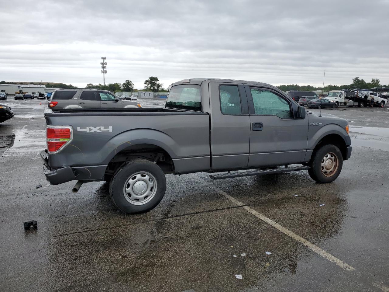 Photo 2 VIN: 1FTEX1EM3CFC82008 - FORD F-150 