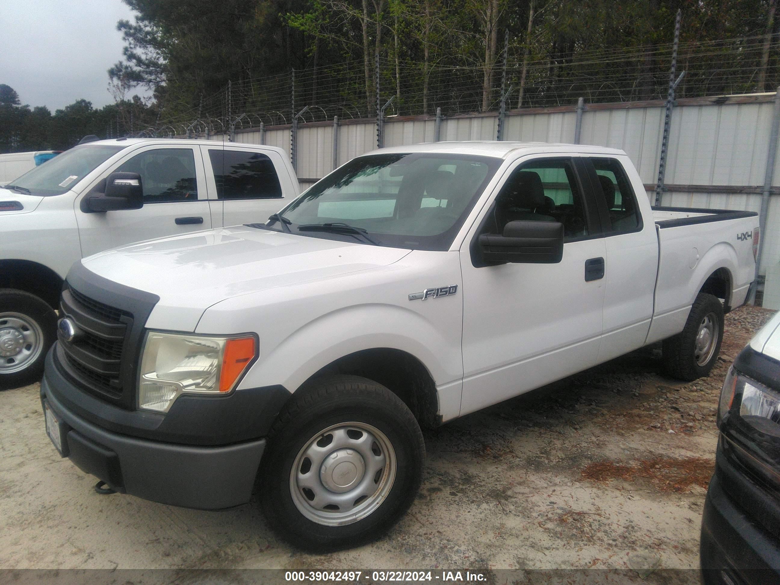 Photo 1 VIN: 1FTEX1EM8EFB87138 - FORD F-150 