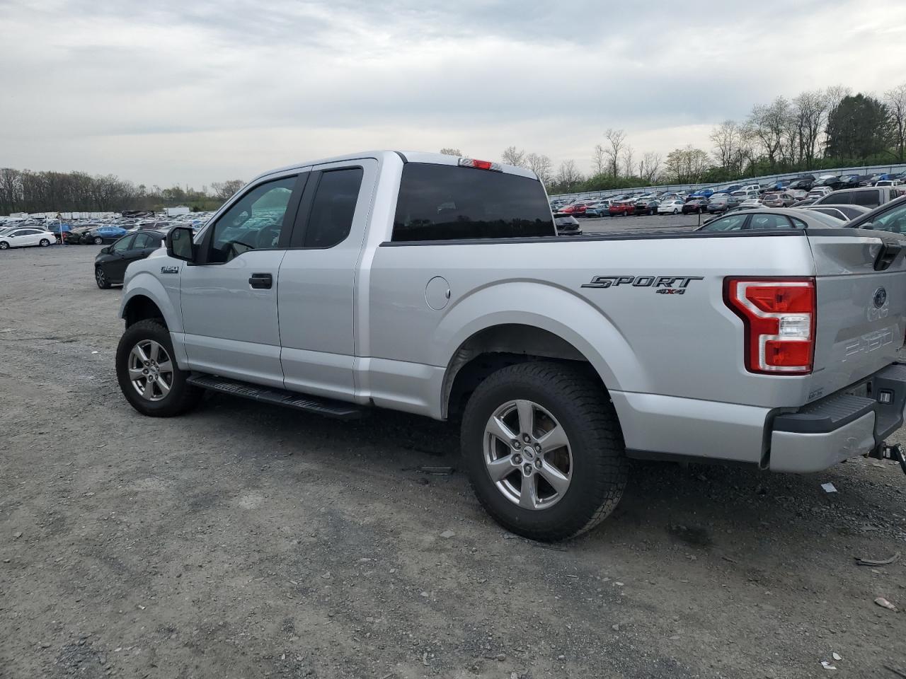 Photo 1 VIN: 1FTEX1EP0JFD40387 - FORD F-150 