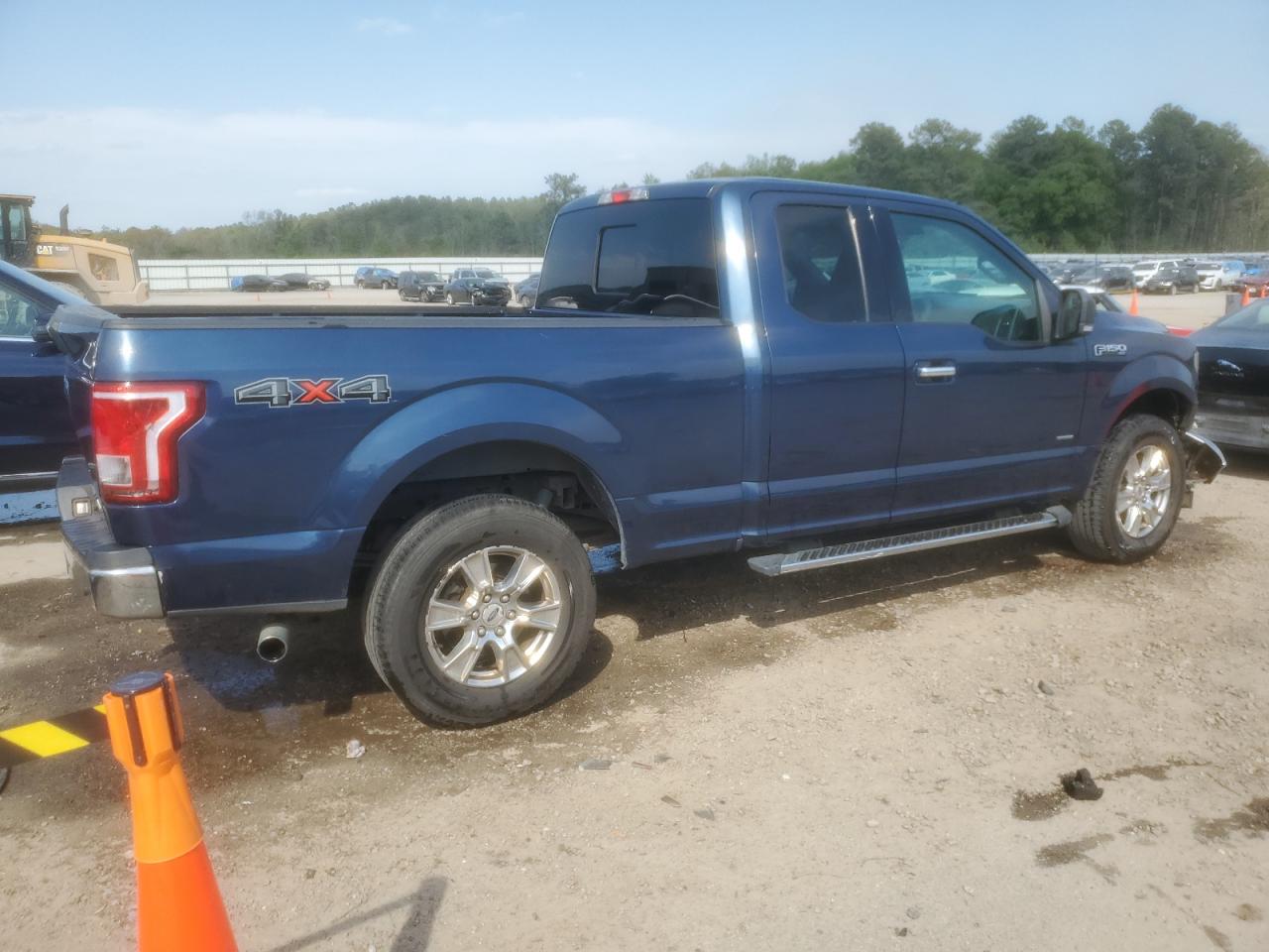 Photo 2 VIN: 1FTEX1EP2HFB50245 - FORD F-150 