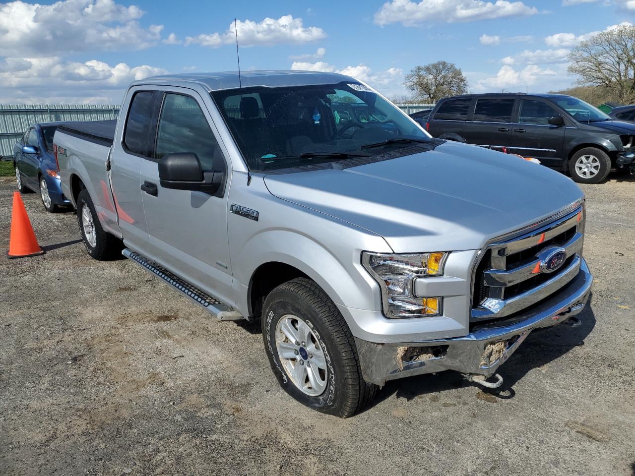 Photo 3 VIN: 1FTEX1EP5HFC57760 - FORD F-150 