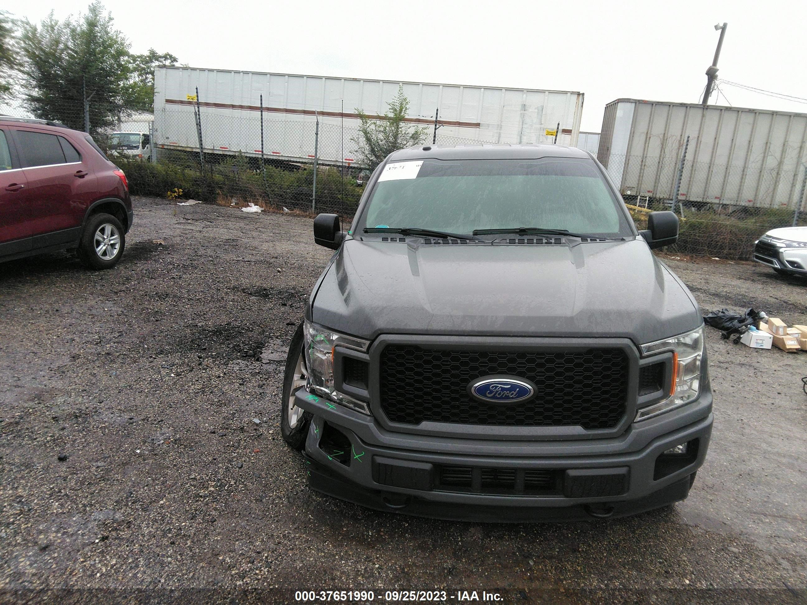 Photo 12 VIN: 1FTEX1EP8JFE40639 - FORD F-150 