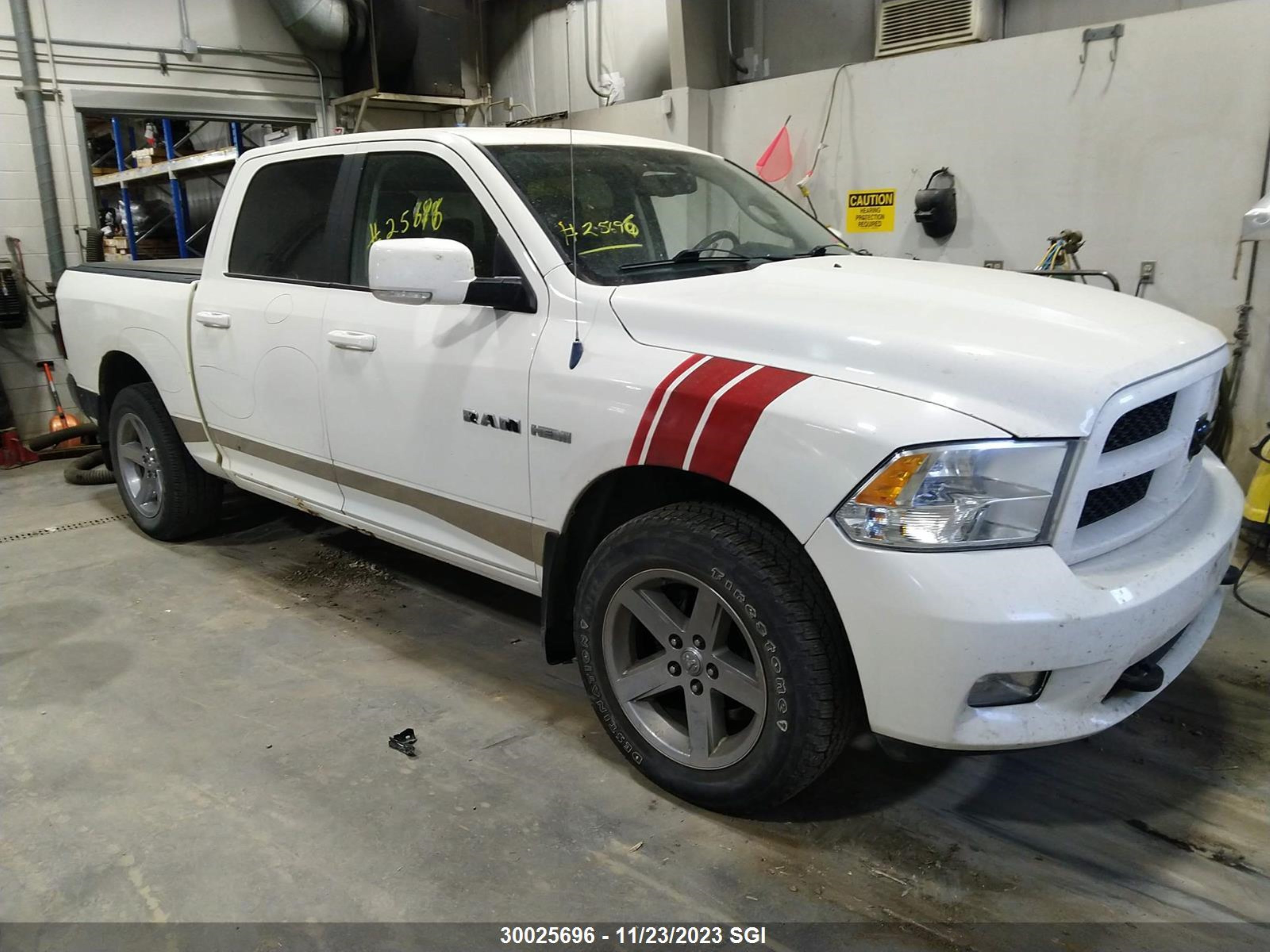 Photo 0 VIN: 1FTFE24Y6THB24710 - DODGE RAM 