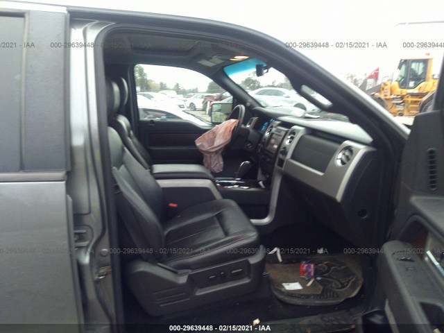 Photo 4 VIN: 1FTFW1CF1CFD04003 - FORD F-150 