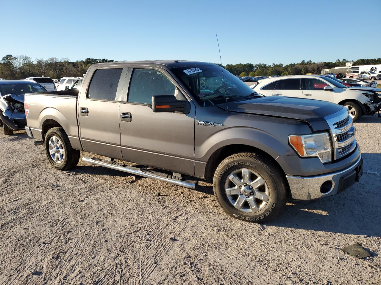 Photo 4 VIN: 1FTFW1CF1DKF46881 - FORD F-150 