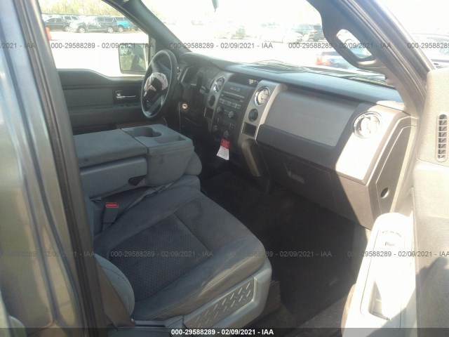 Photo 4 VIN: 1FTFW1CF2CKD43996 - FORD F-150 