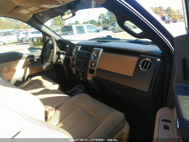 Photo 4 VIN: 1FTFW1CF5BFB70255 - FORD F-150 