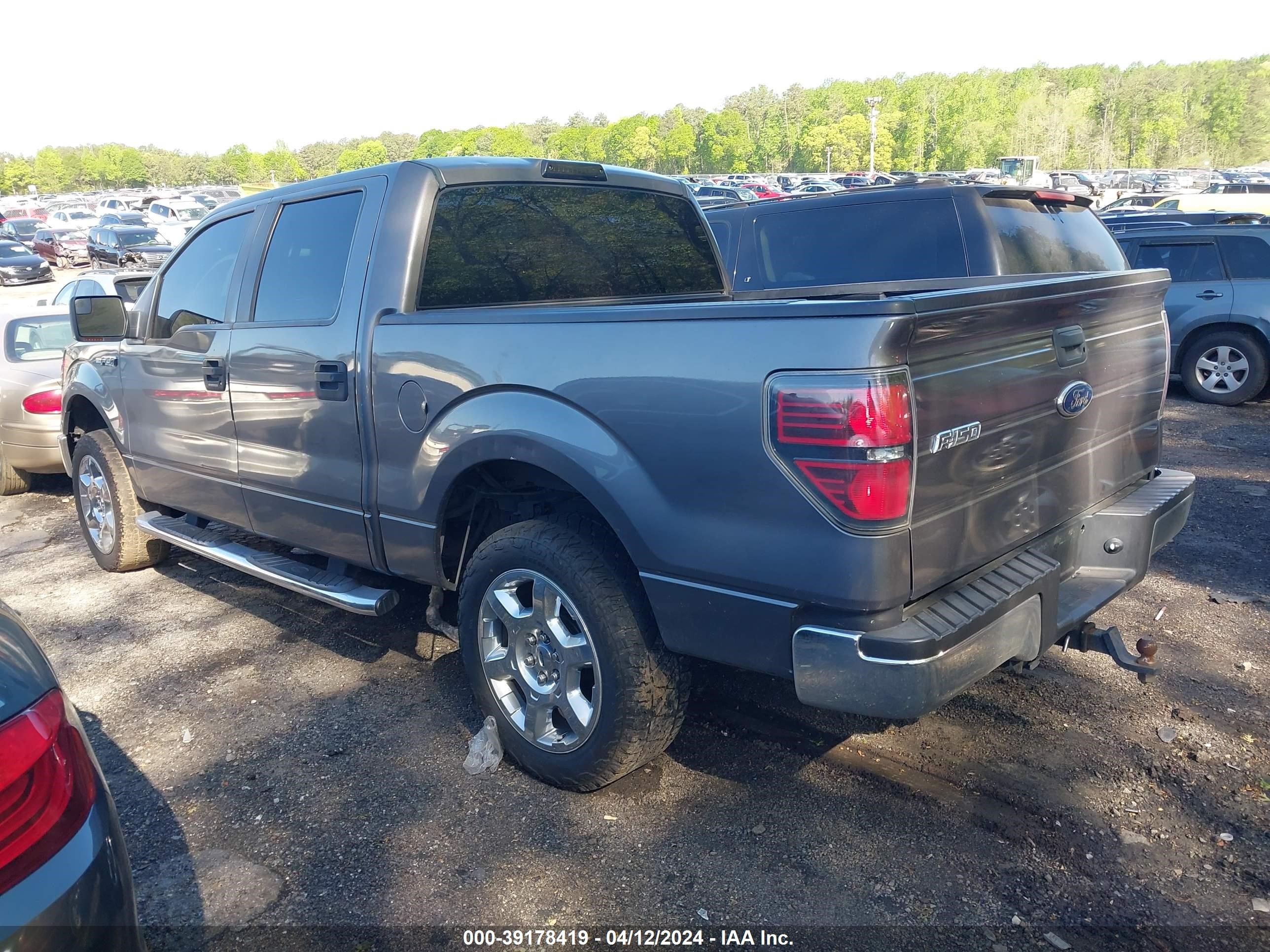 Photo 2 VIN: 1FTFW1CF5CKD99589 - FORD F-150 