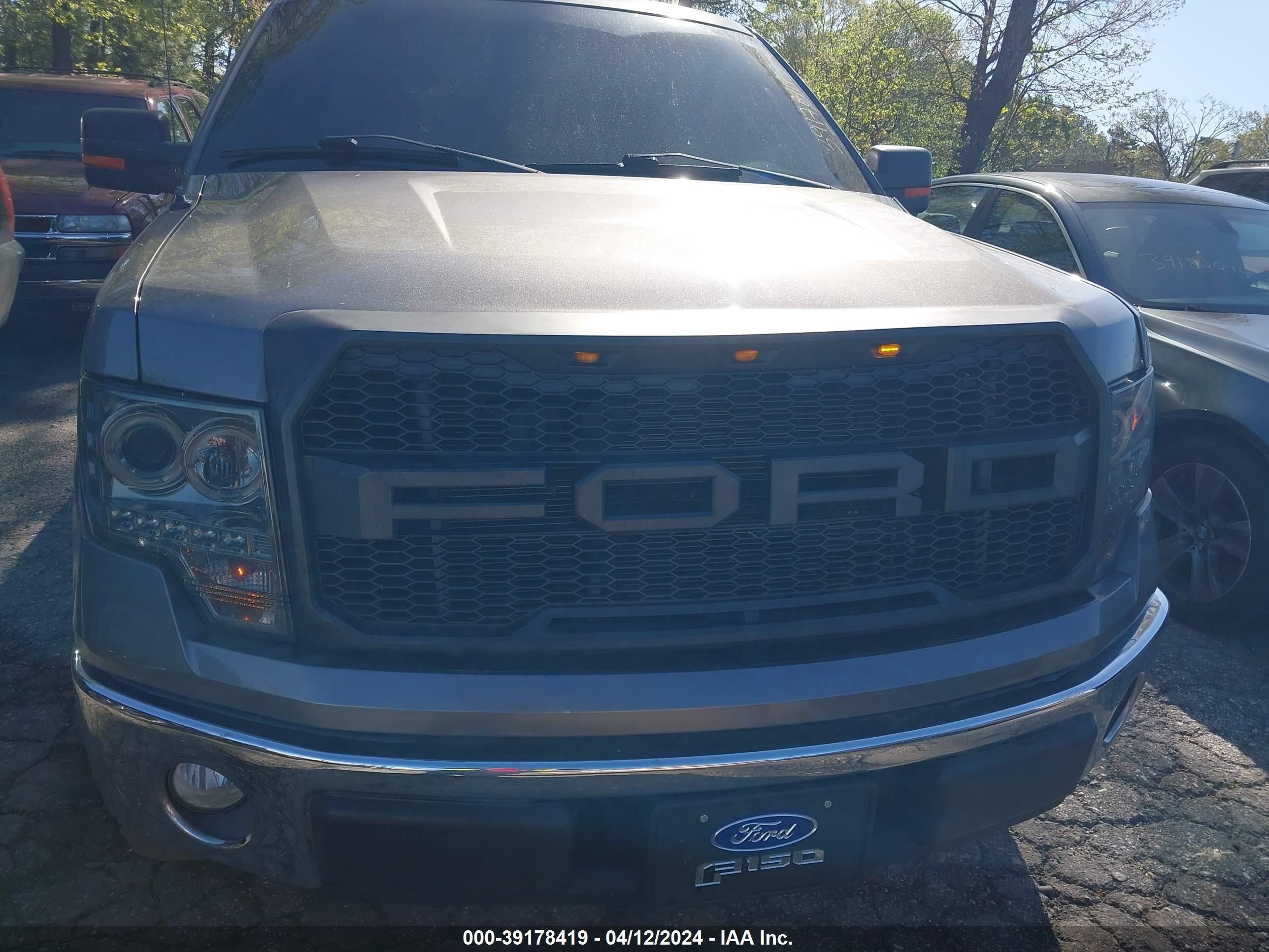 Photo 5 VIN: 1FTFW1CF5CKD99589 - FORD F-150 