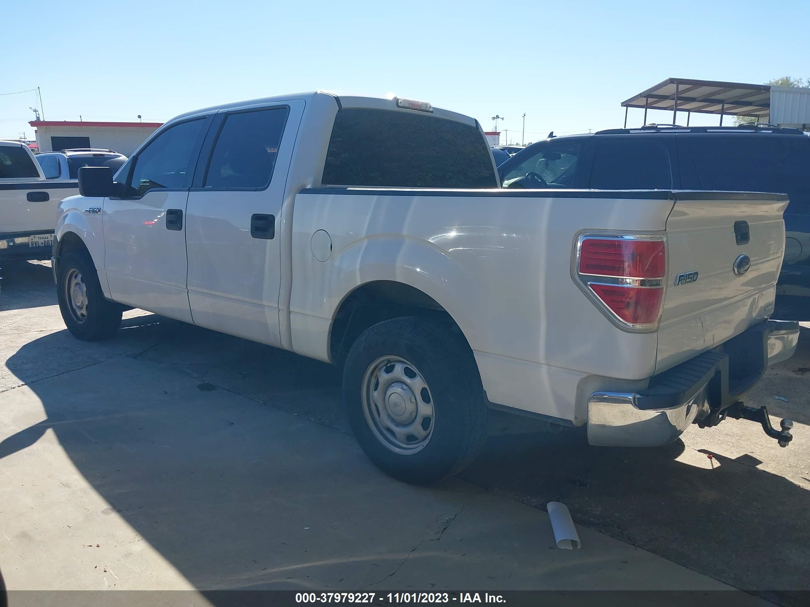 Photo 2 VIN: 1FTFW1CF6DKD91308 - FORD F-150 