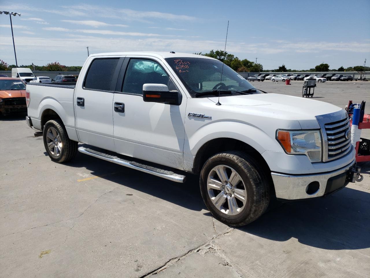 Photo 3 VIN: 1FTFW1CF7CFB26758 - FORD F-150 