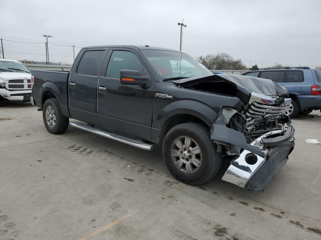 Photo 3 VIN: 1FTFW1CF7CFC40615 - FORD F-150 