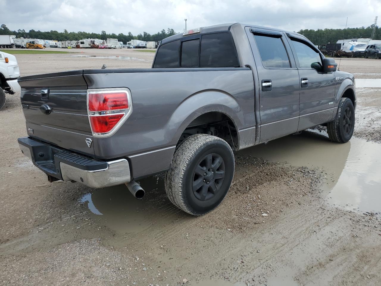 Photo 2 VIN: 1FTFW1CT2EFC69397 - FORD F-150 