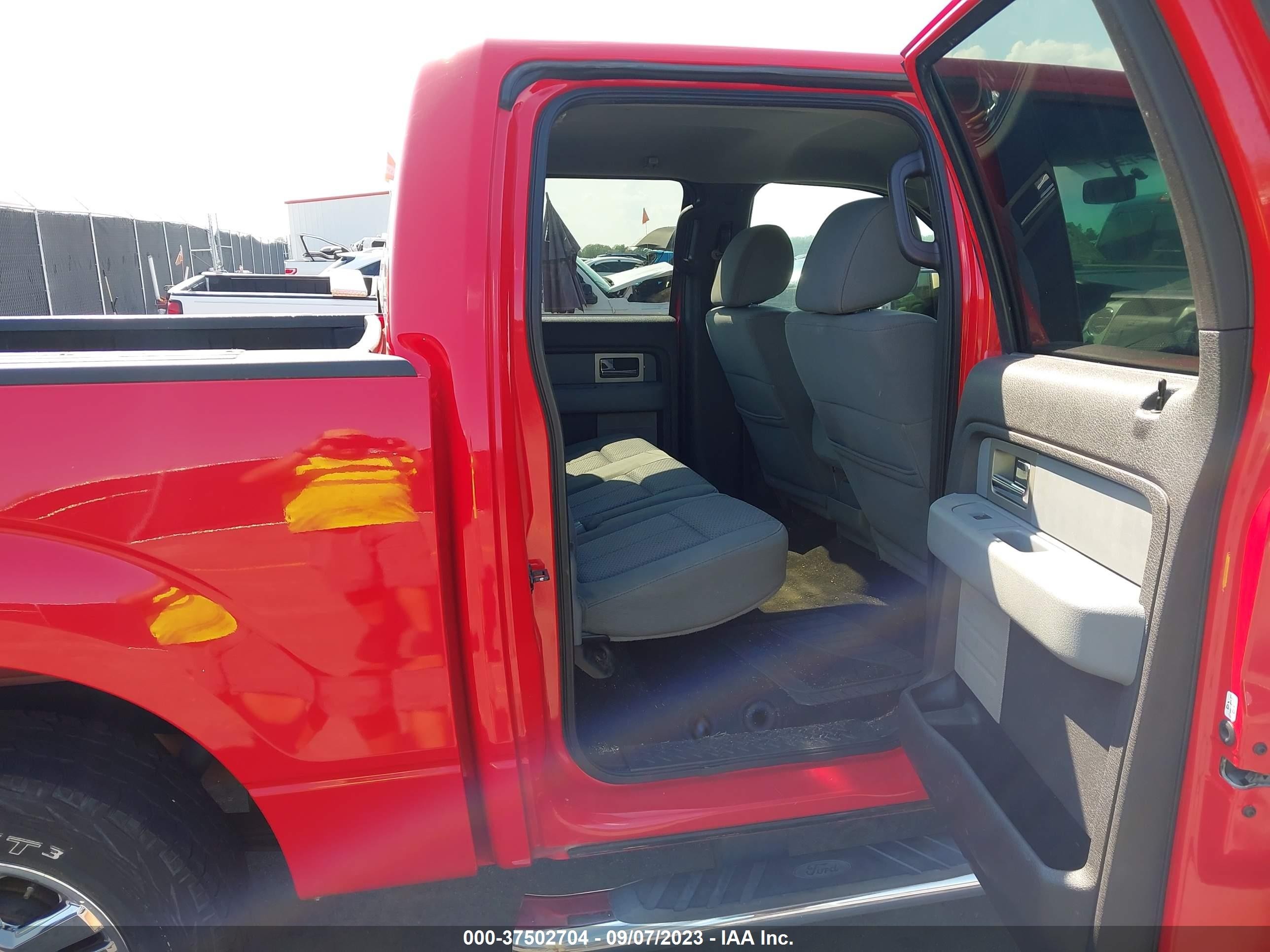 Photo 7 VIN: 1FTFW1CT3BFB00176 - FORD F-150 