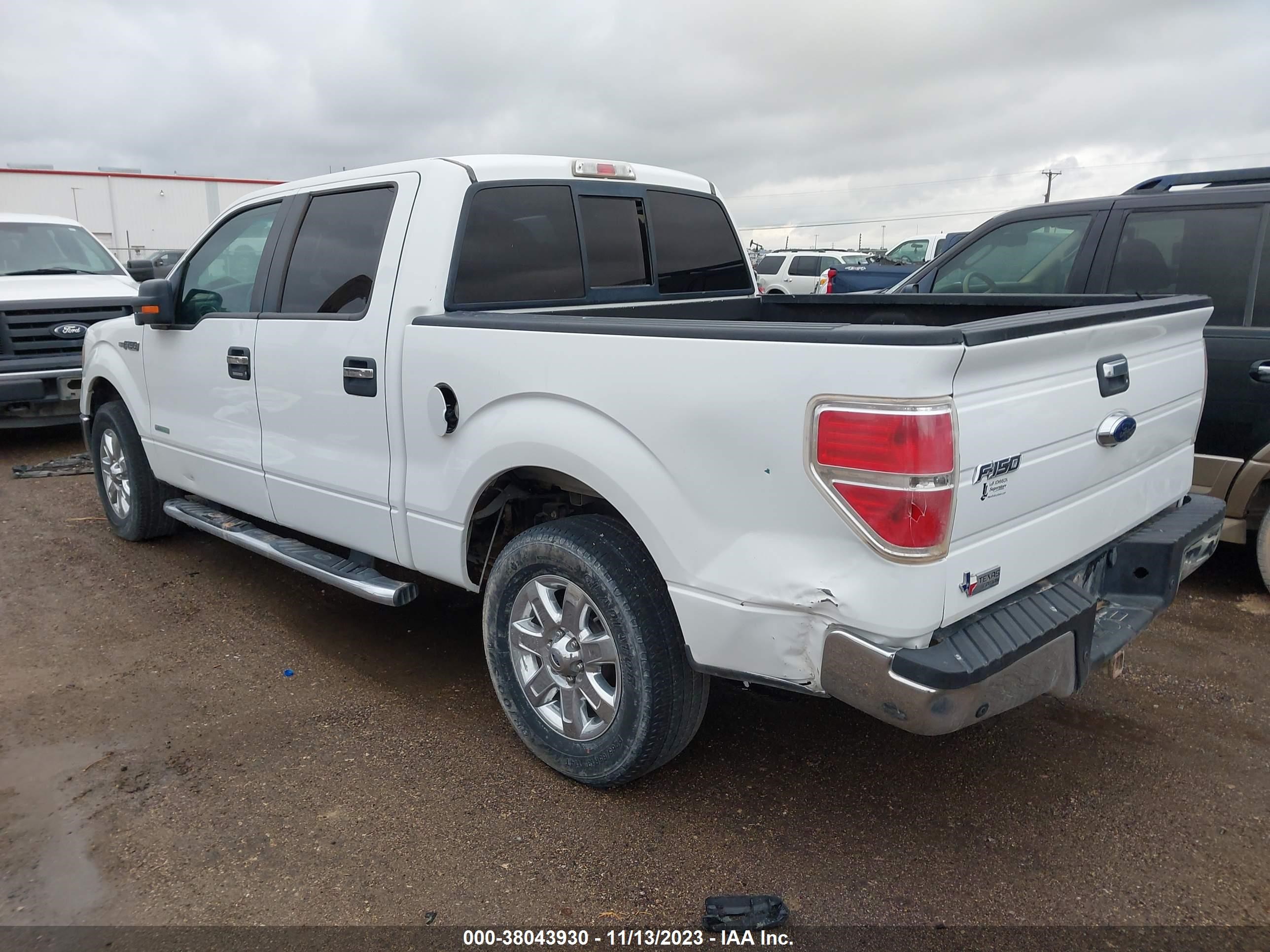 Photo 2 VIN: 1FTFW1CT4DKE38762 - FORD F-150 