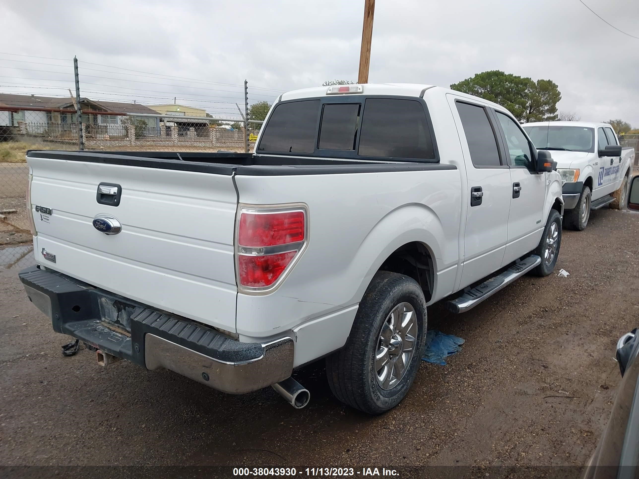 Photo 3 VIN: 1FTFW1CT4DKE38762 - FORD F-150 