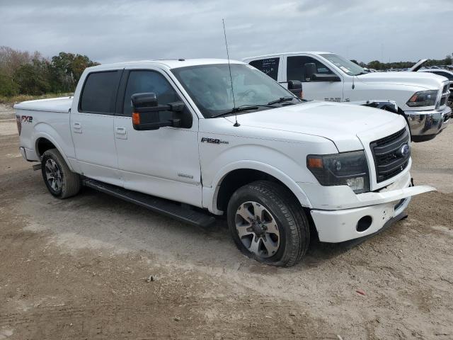 Photo 3 VIN: 1FTFW1CT5DFD69461 - FORD F-150 