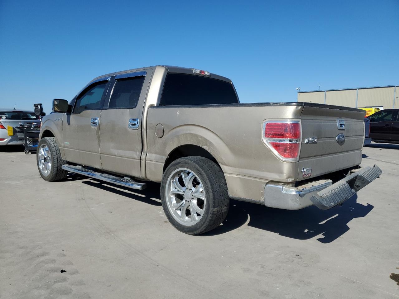 Photo 1 VIN: 1FTFW1CT7CFC55606 - FORD F-150 