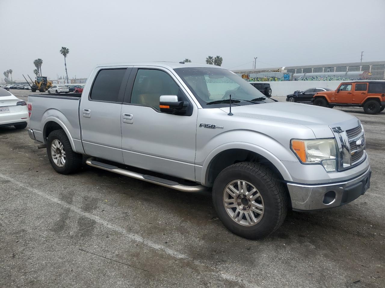 Photo 3 VIN: 1FTFW1CV5AFB37598 - FORD F-150 