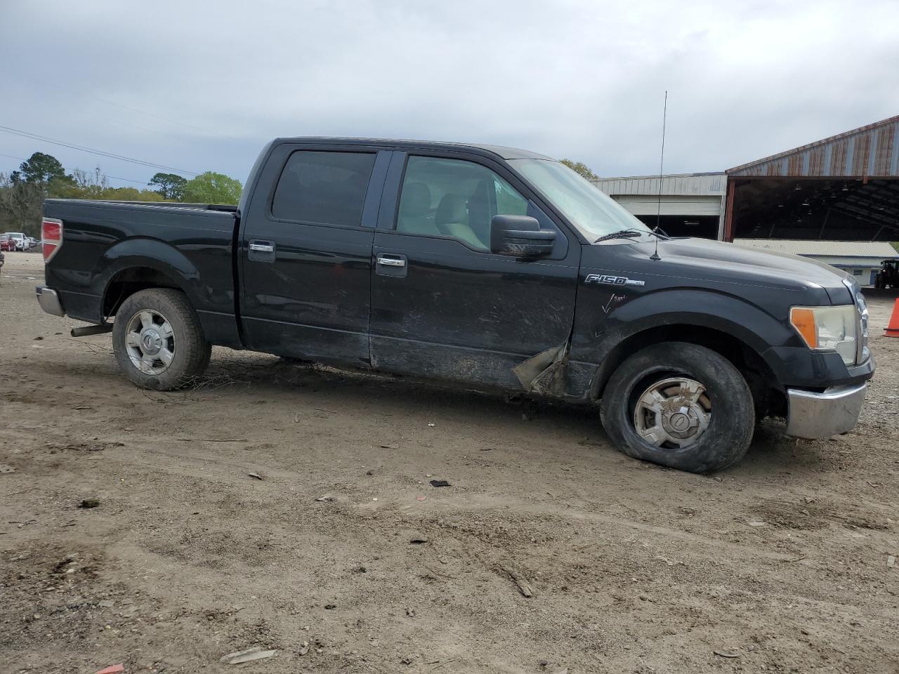 Photo 3 VIN: 1FTFW1CV9AFA51727 - FORD F-150 