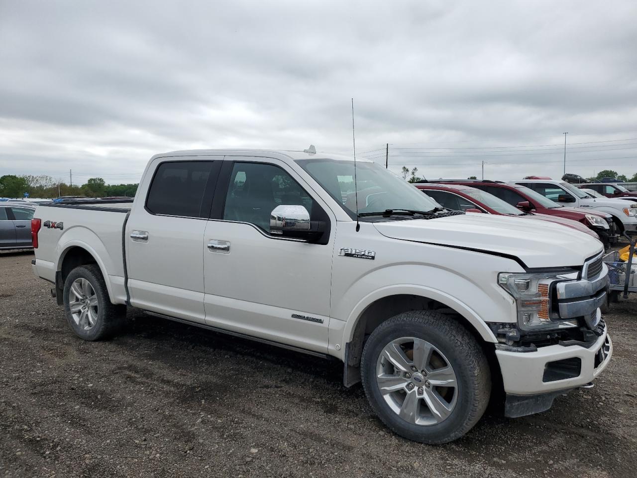 Photo 3 VIN: 1FTFW1E18JFE49439 - FORD F-150 