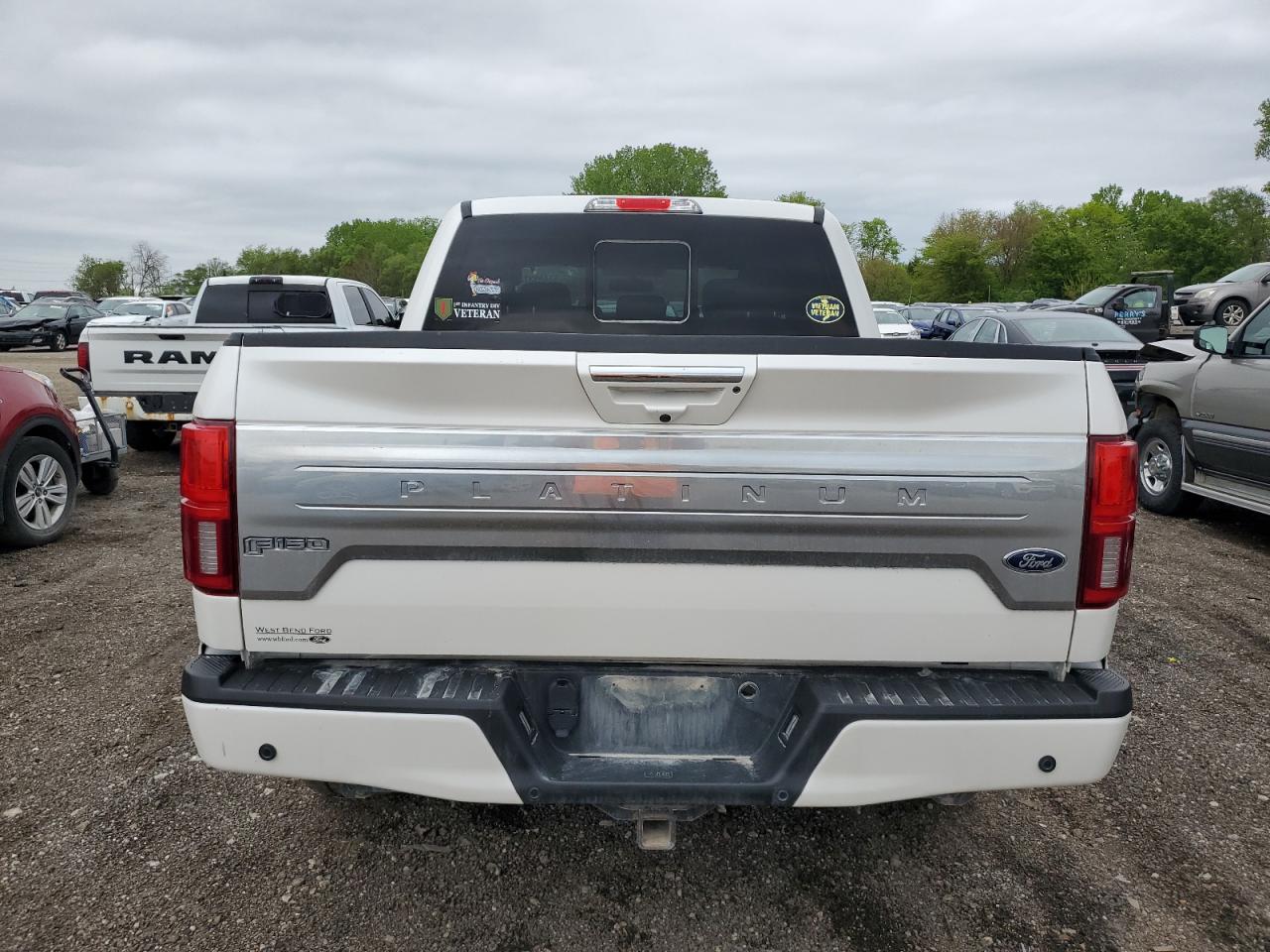 Photo 5 VIN: 1FTFW1E18JFE49439 - FORD F-150 