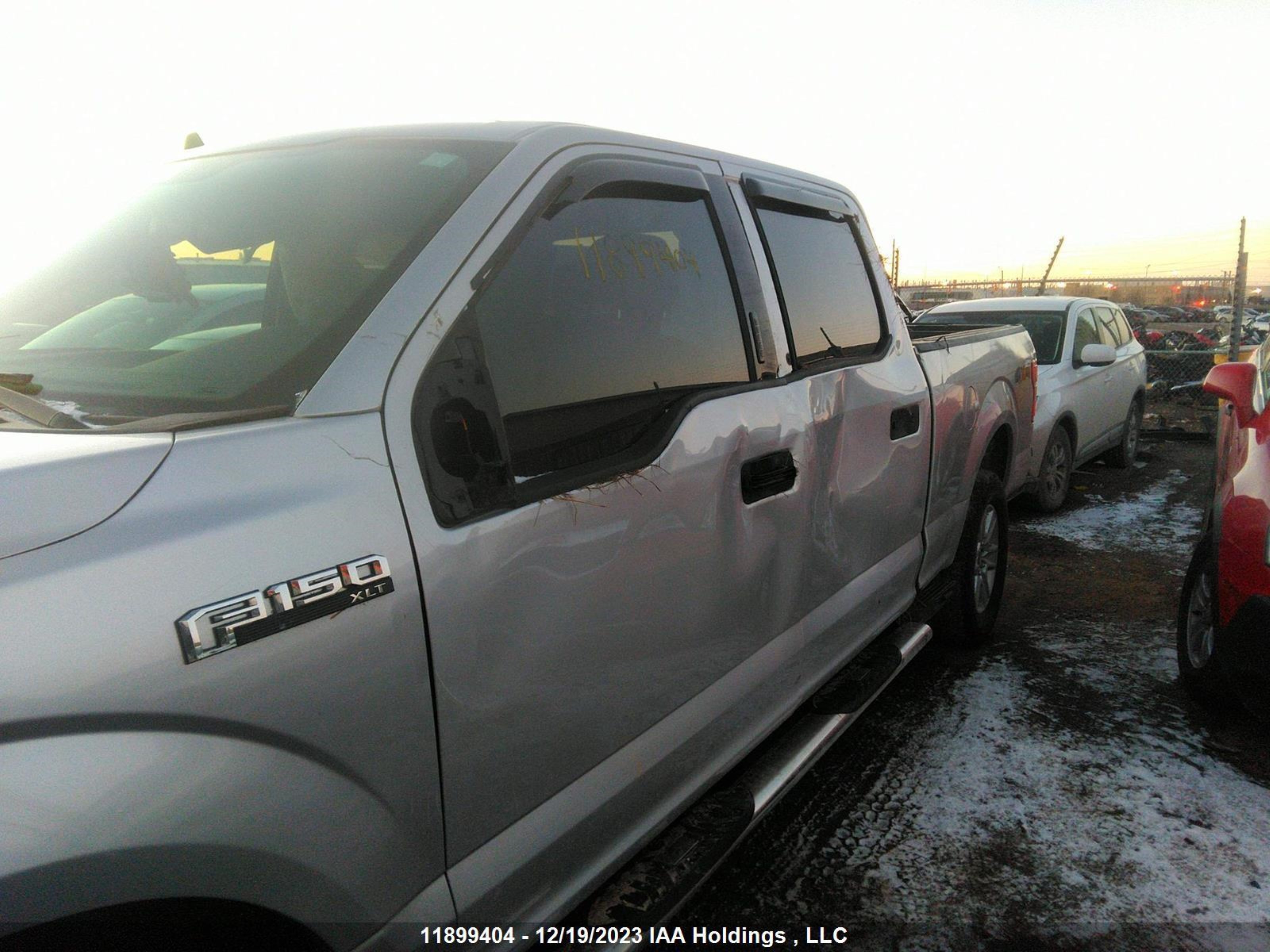 Photo 5 VIN: 1FTFW1E44KKE42006 - FORD F-150 