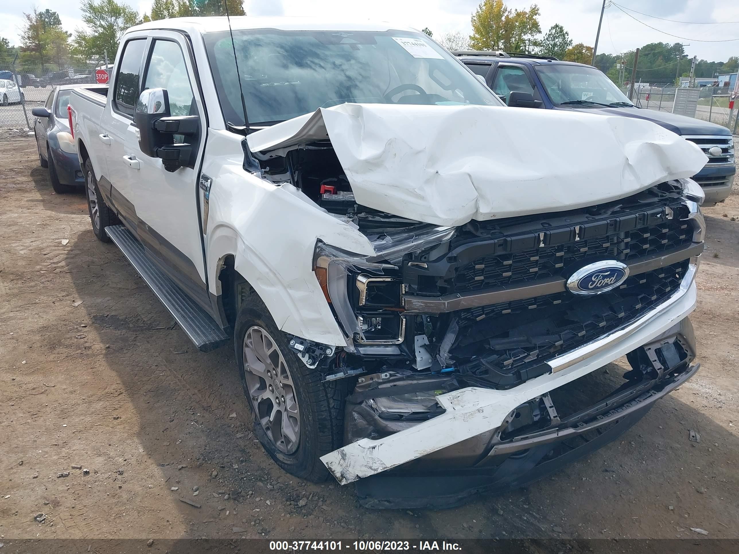 Photo 5 VIN: 1FTFW1E50PFB42147 - FORD F-150 