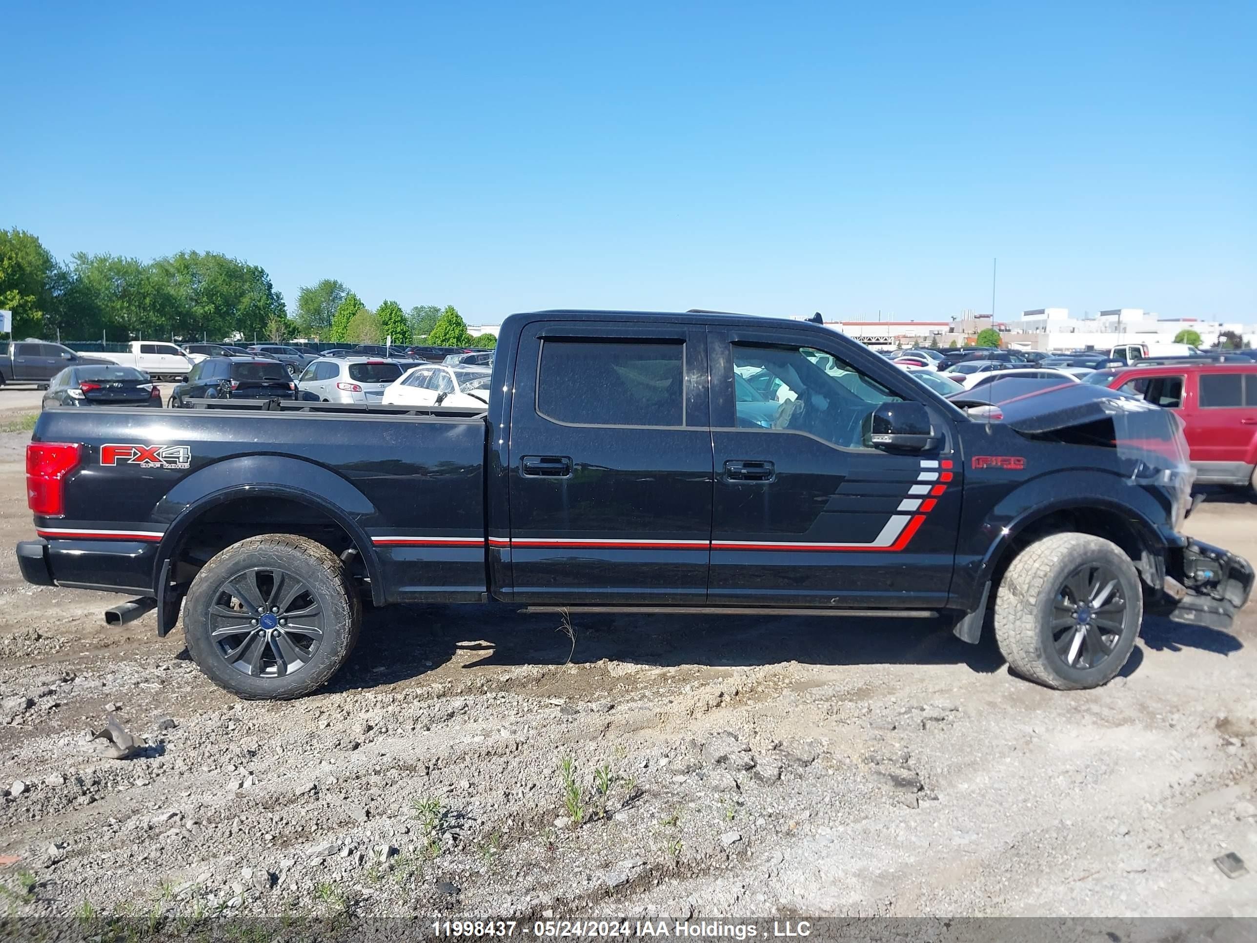 Photo 13 VIN: 1FTFW1E51JFC66967 - FORD F-150 