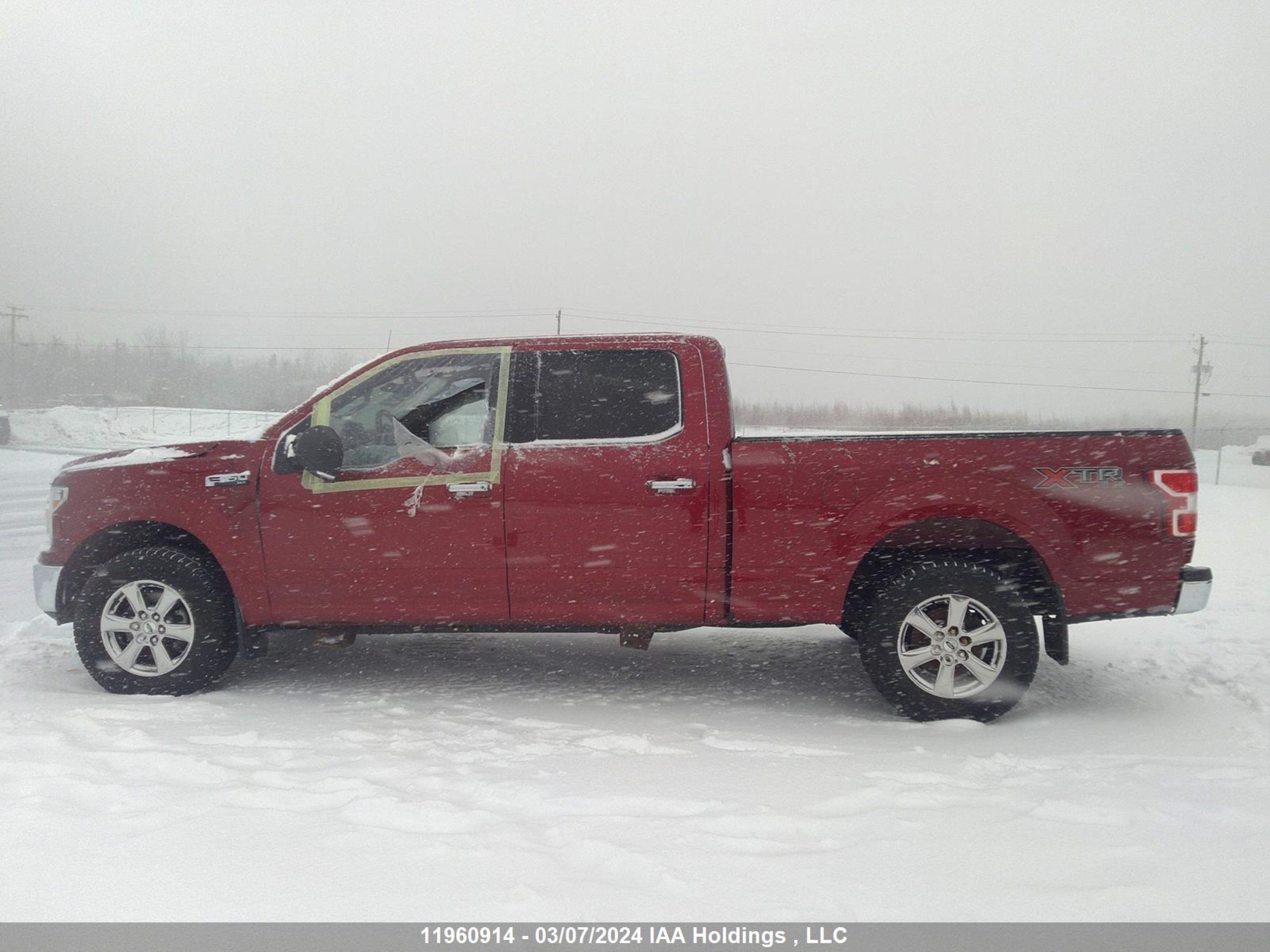 Photo 13 VIN: 1FTFW1E52JFA38279 - FORD F-150 