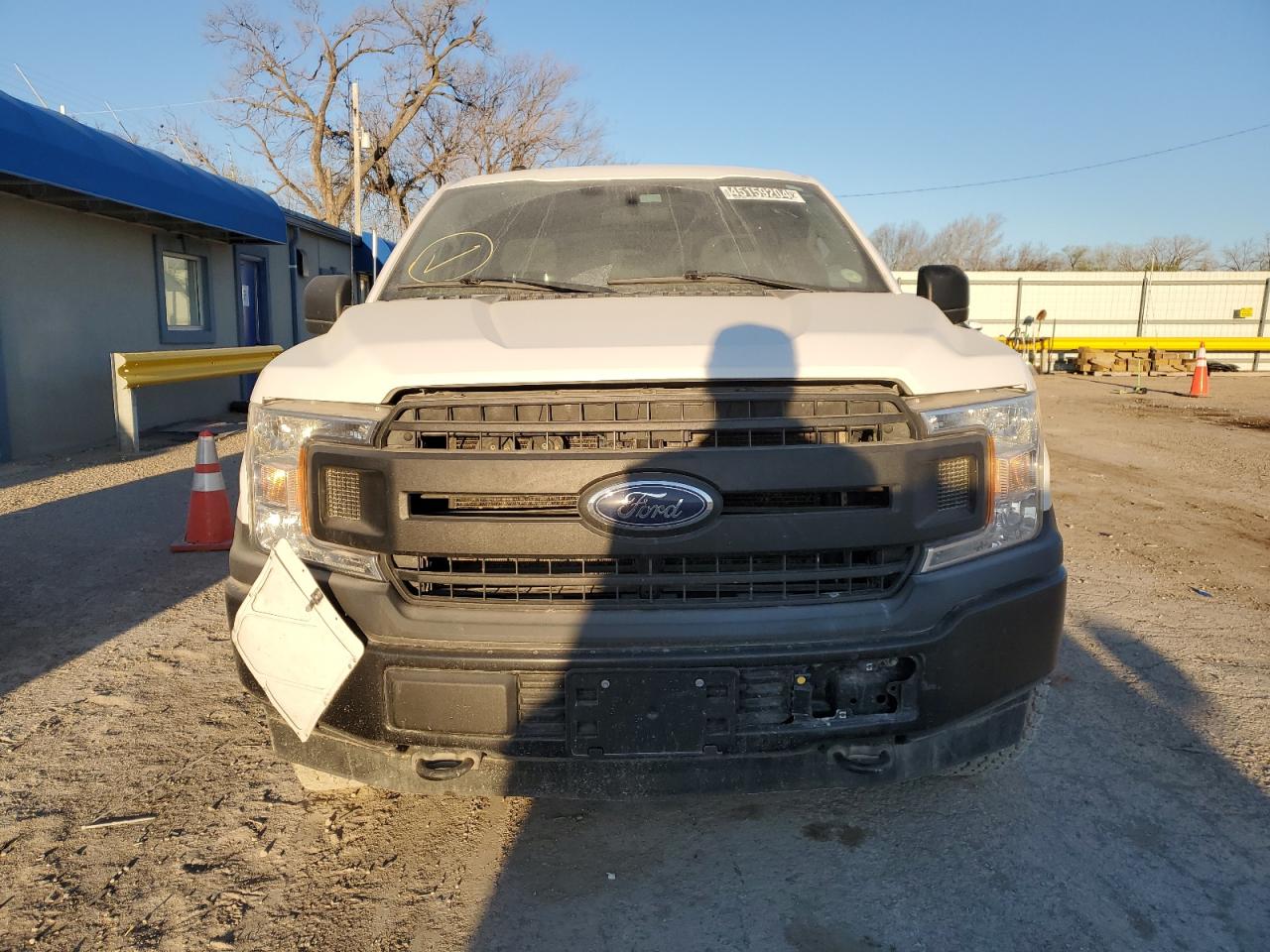 Photo 4 VIN: 1FTFW1E55KFB03837 - FORD F-150 