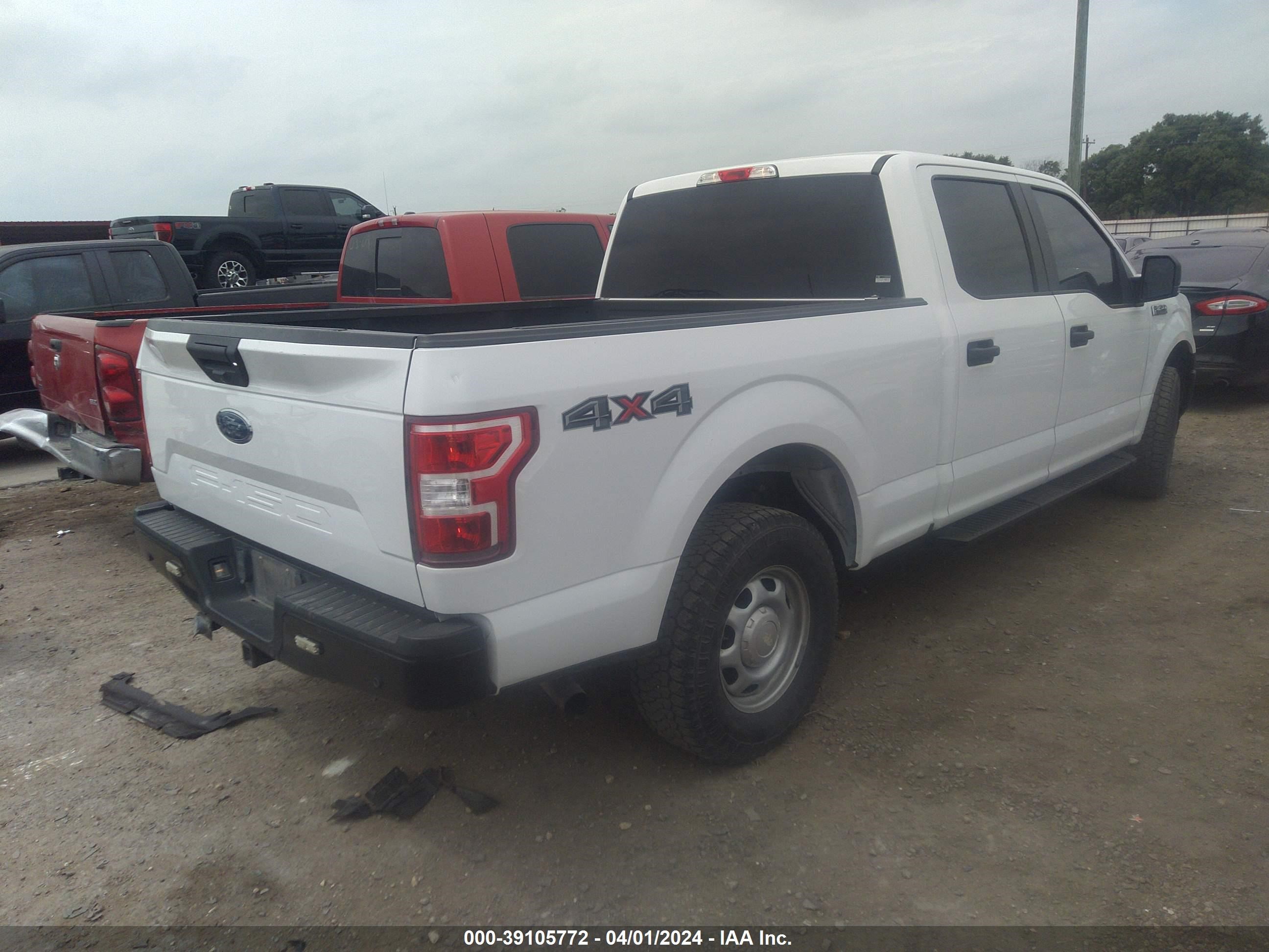 Photo 3 VIN: 1FTFW1E56JFD18710 - FORD F-150 