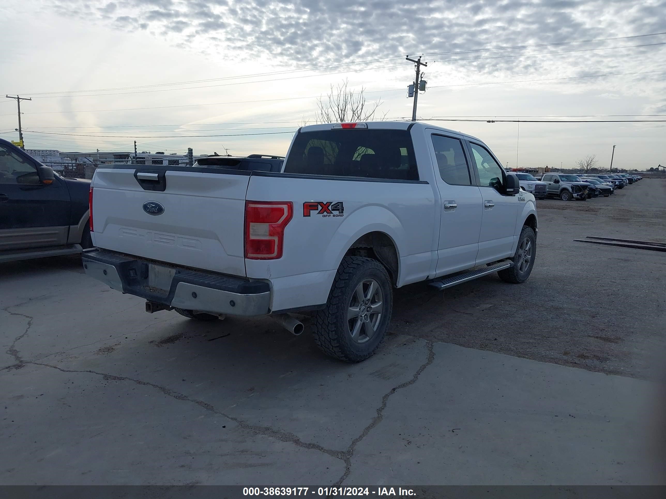 Photo 3 VIN: 1FTFW1E56KKD29733 - FORD F-150 