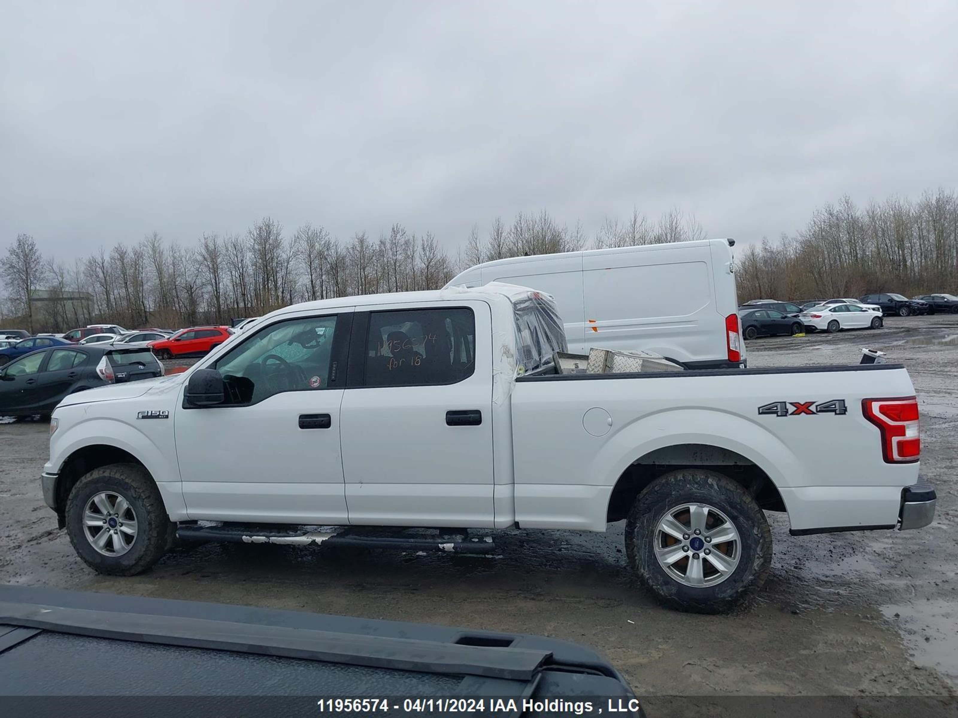 Photo 13 VIN: 1FTFW1E58JFC20357 - FORD F-150 