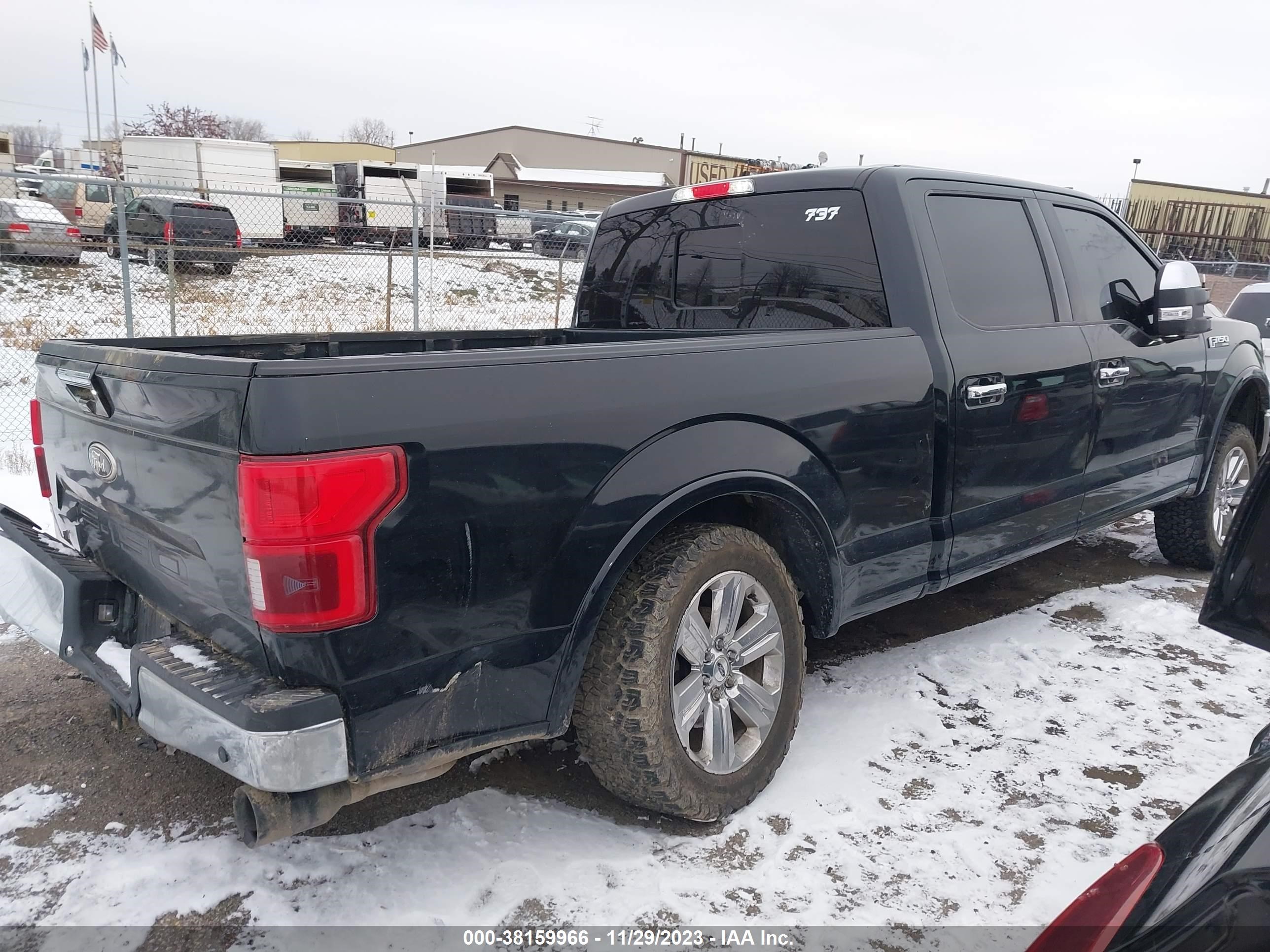 Photo 3 VIN: 1FTFW1E58JKC36646 - FORD F-150 