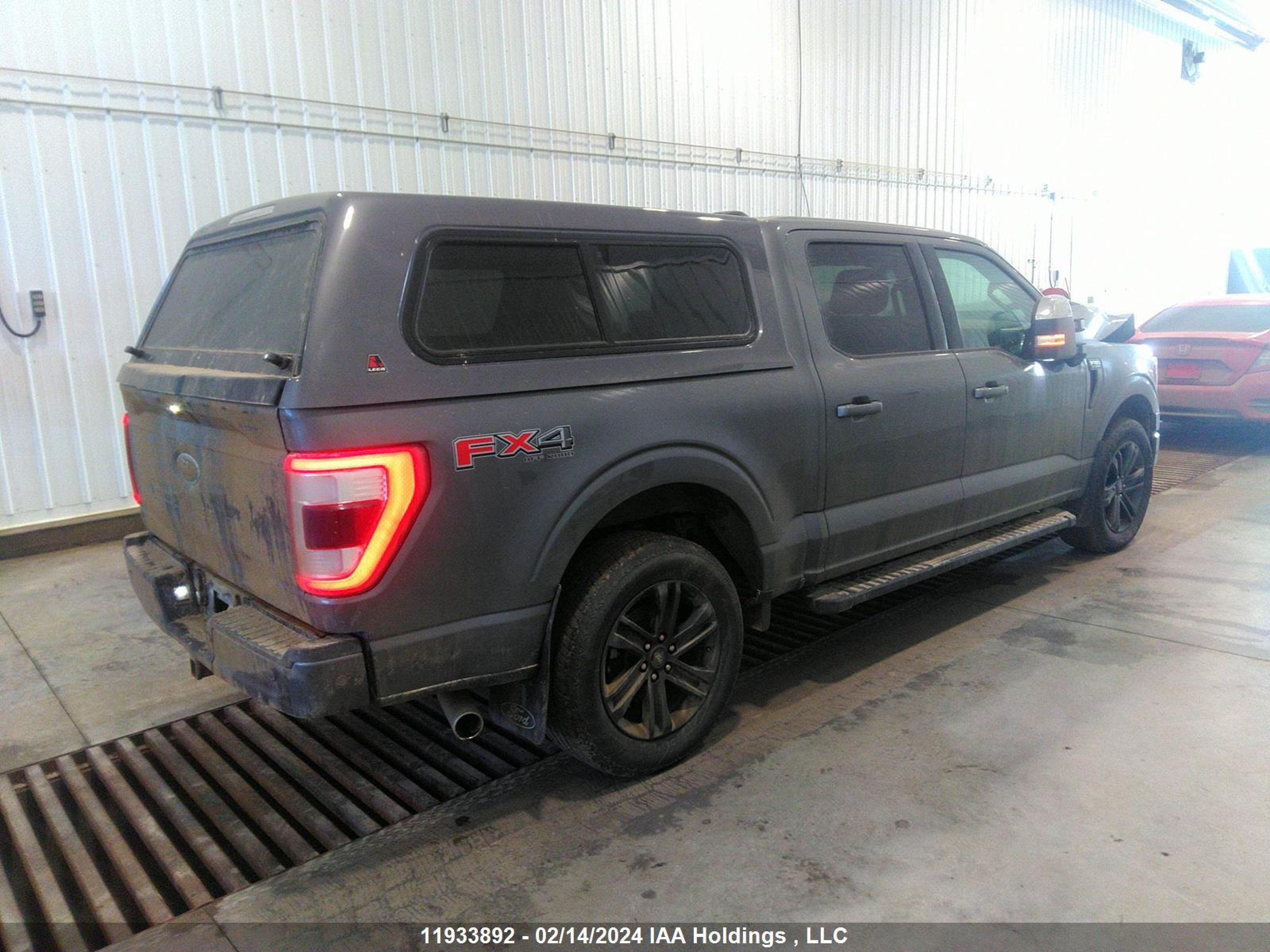 Photo 3 VIN: 1FTFW1E5XMKD28829 - FORD F-150 