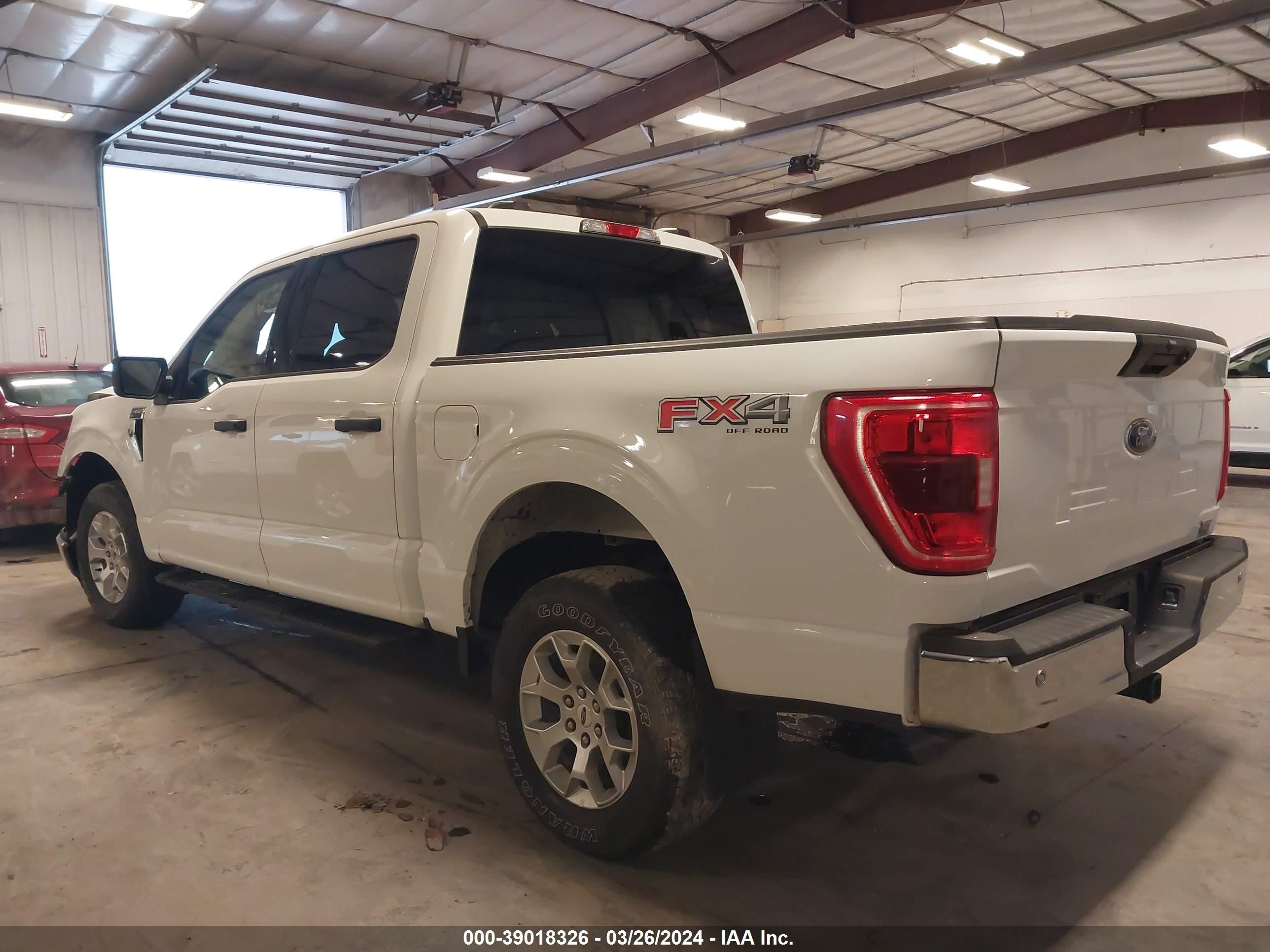 Photo 13 VIN: 1FTFW1E80NKD84208 - FORD F-150 