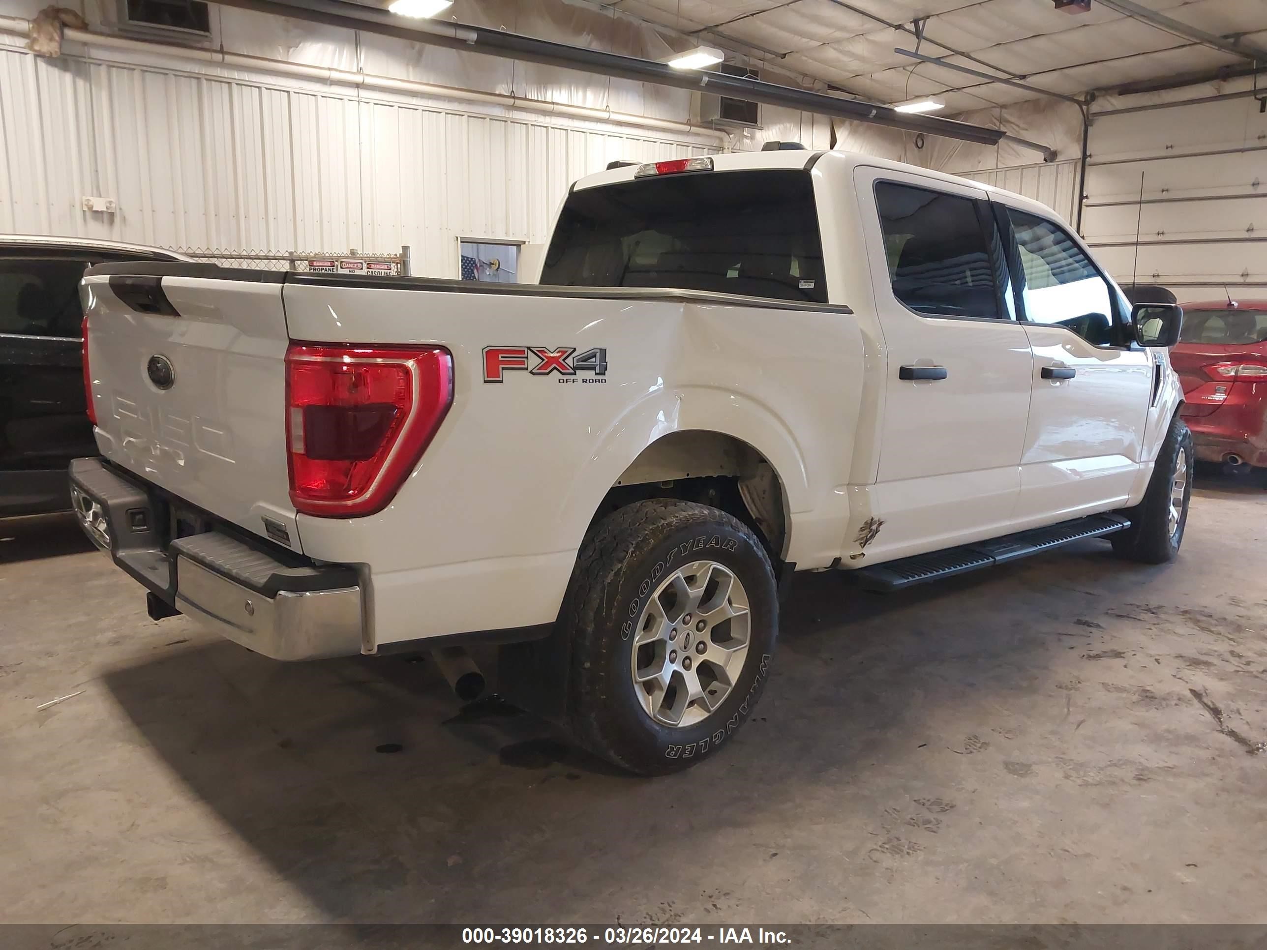 Photo 3 VIN: 1FTFW1E80NKD84208 - FORD F-150 