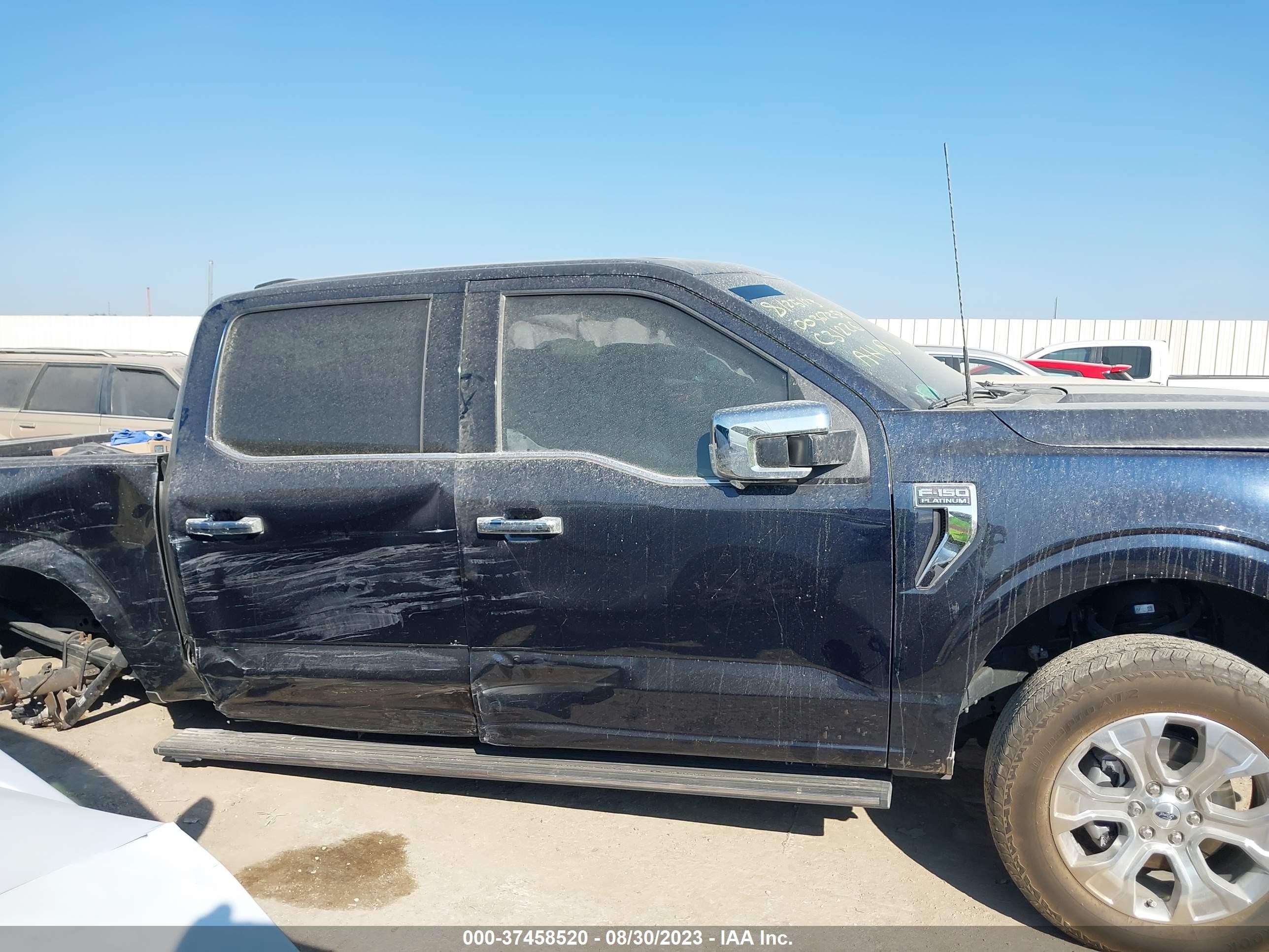 Photo 11 VIN: 1FTFW1E84NFC31226 - FORD F-150 