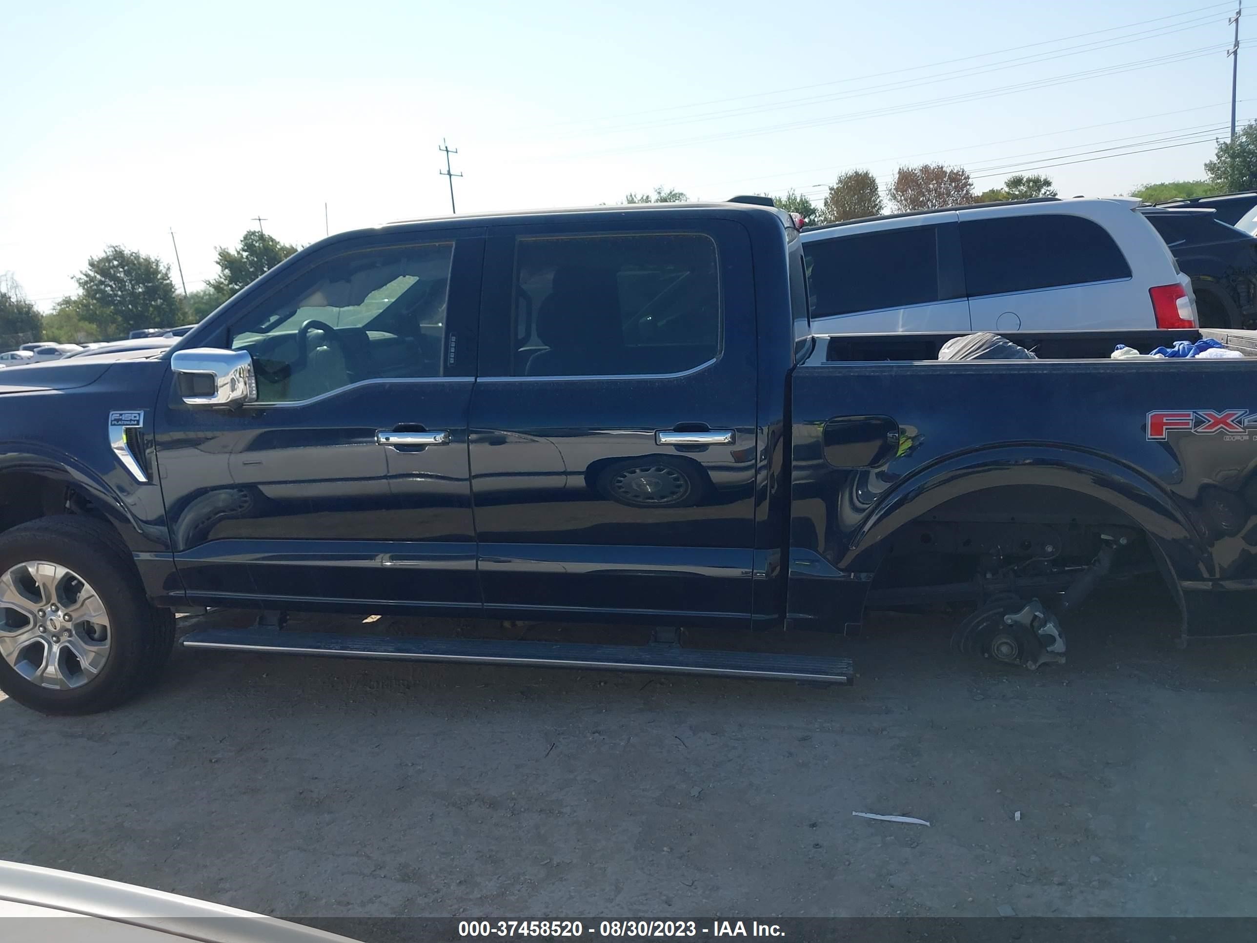 Photo 12 VIN: 1FTFW1E84NFC31226 - FORD F-150 