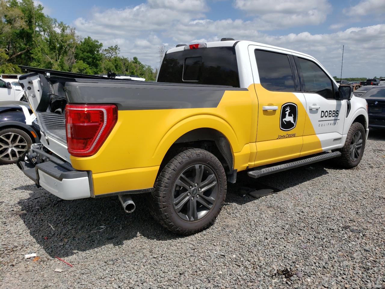 Photo 2 VIN: 1FTFW1ED1MFC98829 - FORD F-150 