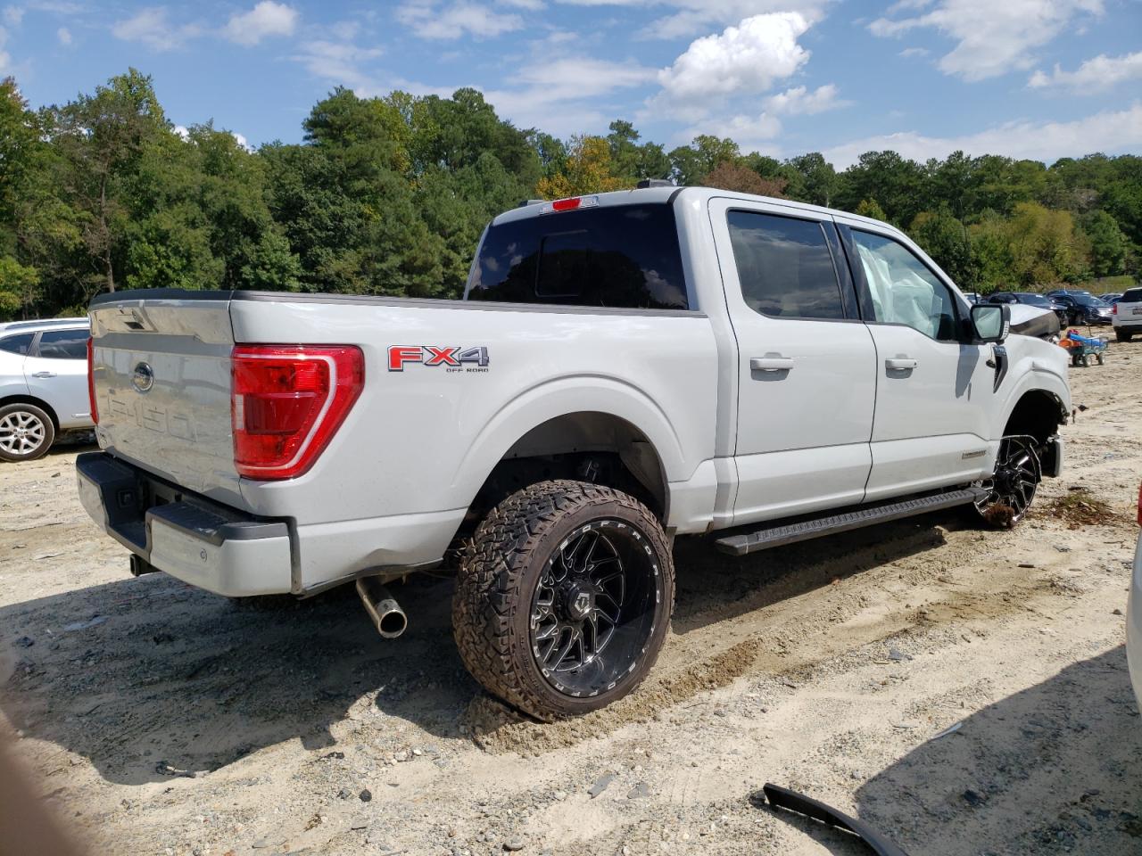 Photo 2 VIN: 1FTFW1ED2PFB11425 - FORD F-150 