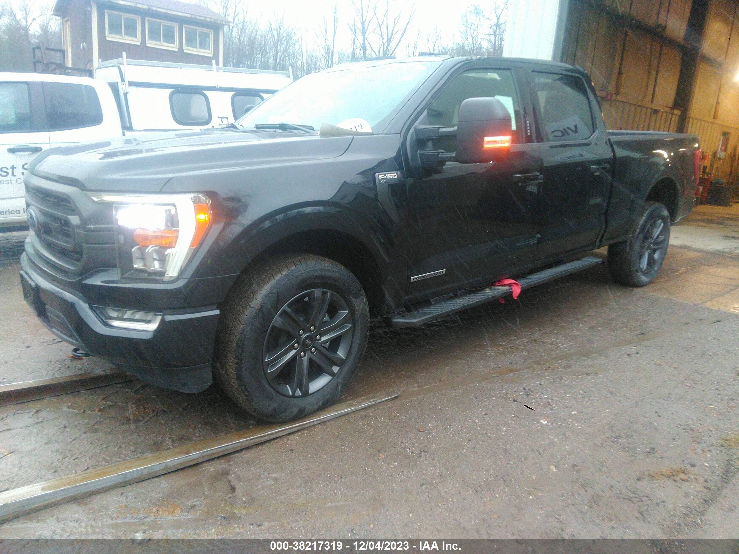 Photo 11 VIN: 1FTFW1ED3PFC40192 - FORD F-150 